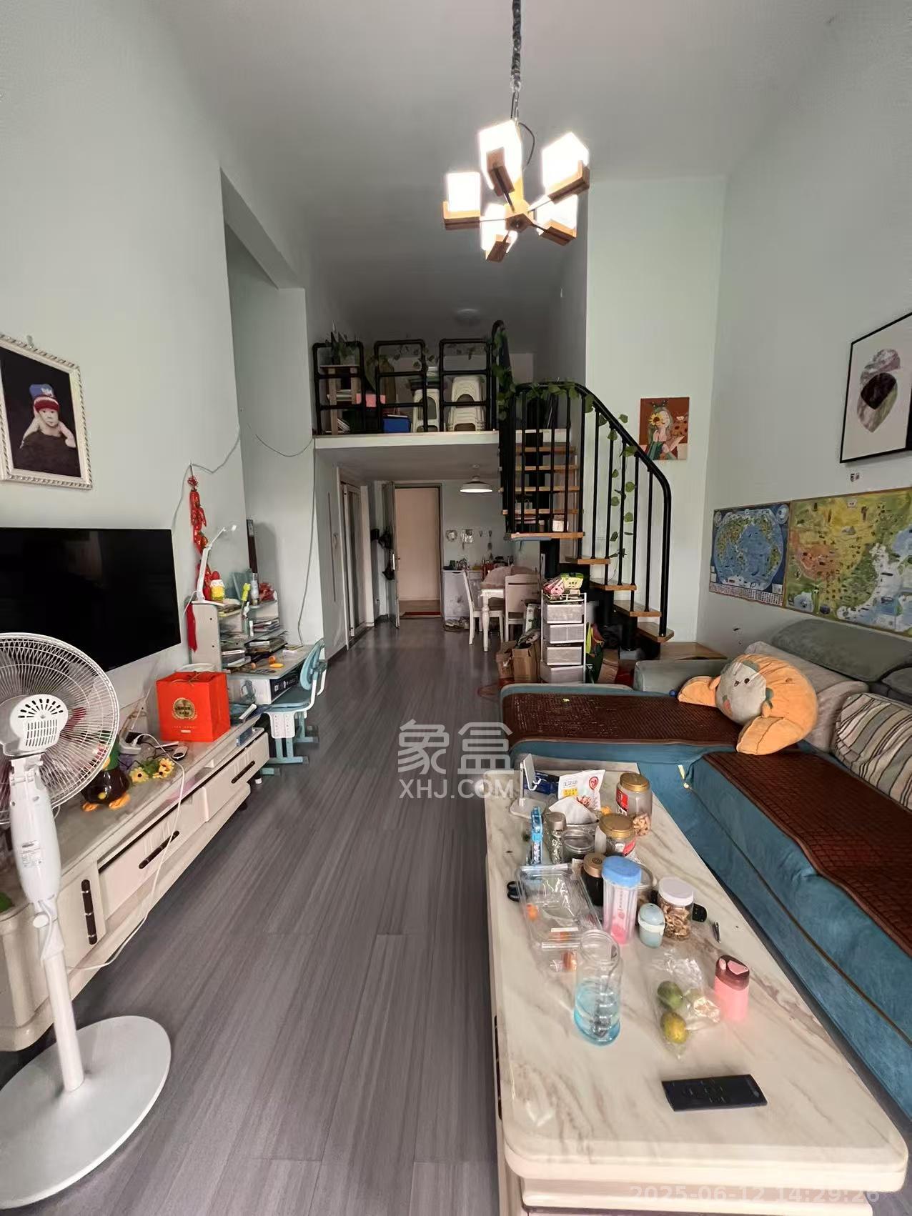 怡海星城 2室2厅1卫 1800.0元/月 怡海星城 2室2厅1卫 1800.0元/月室内图