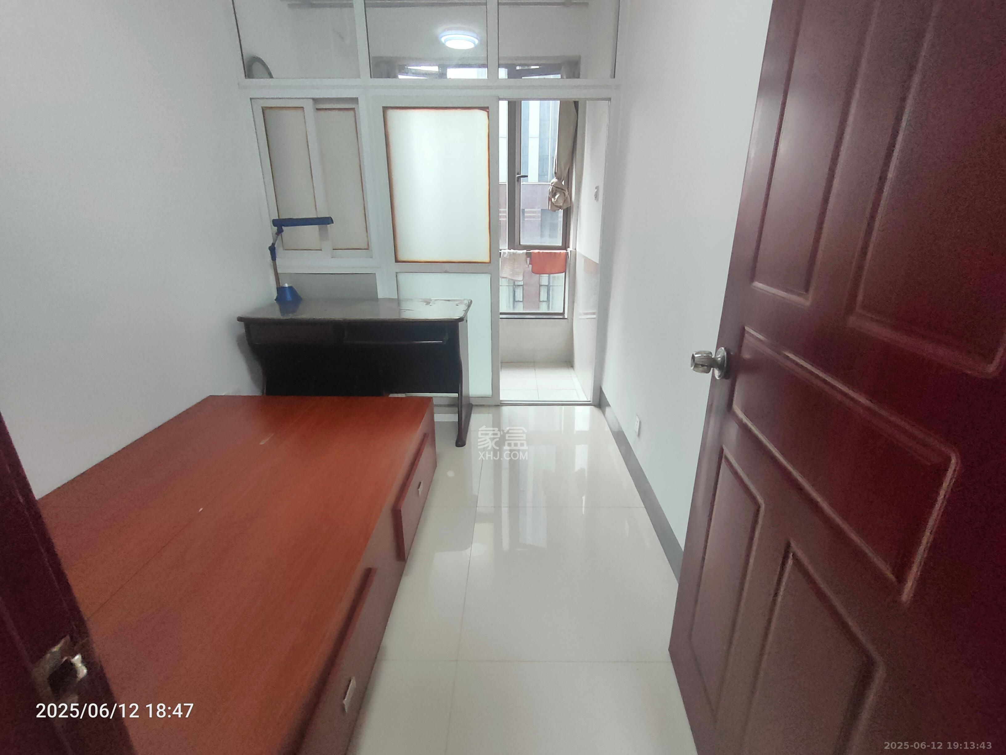 建鸿达华都(华都小户型及大华写字楼) 2室1厅1卫 2650.0元/月 建鸿达华都(华都小户型及大华写字楼) 2室1厅1卫 2650.0元/月室内图