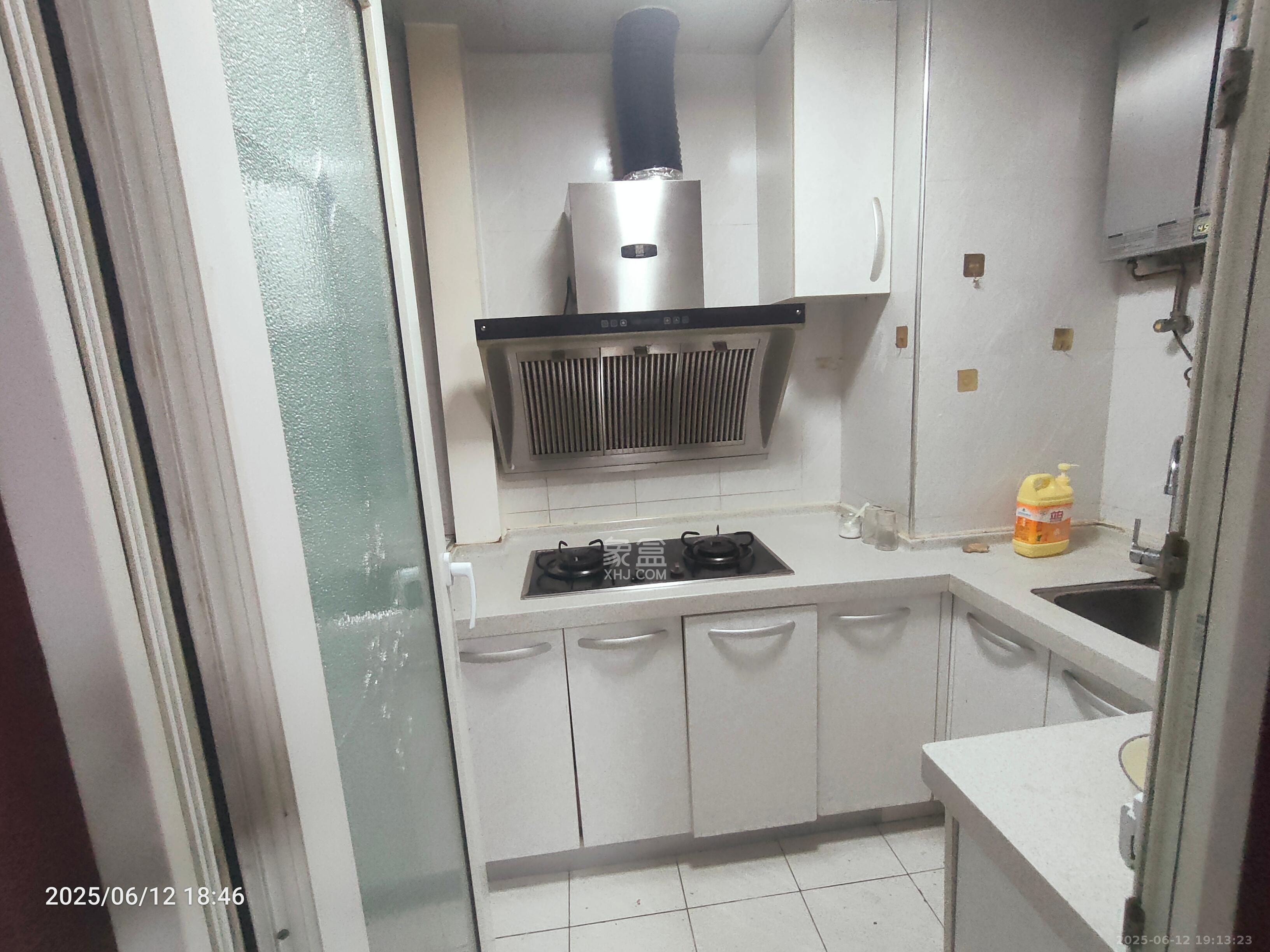 建鸿达华都(华都小户型及大华写字楼) 2室1厅1卫 2650.0元/月 建鸿达华都(华都小户型及大华写字楼) 2室1厅1卫 2650.0元/月室内图