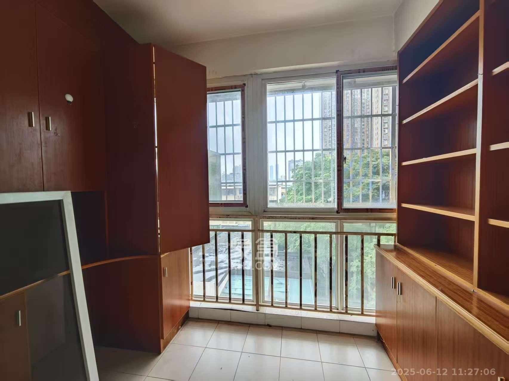 菁华源 2室1厅1卫 1300.0元/月 菁华源 2室1厅1卫 1300.0元/月室内图