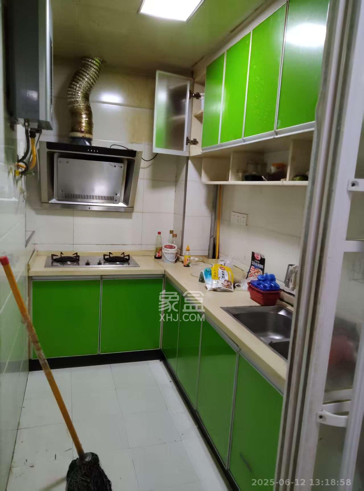 光明城市(星辰青年城) 3室2厅1卫 2000.0元/月 光明城市(星辰青年城) 3室2厅1卫 2000.0元/月室内图