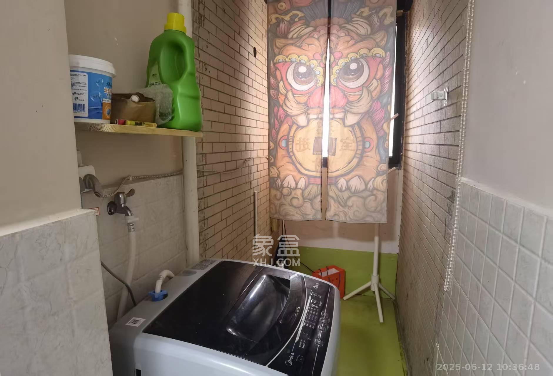 少帅府  2室1厅1卫   2400.00元/月室内图