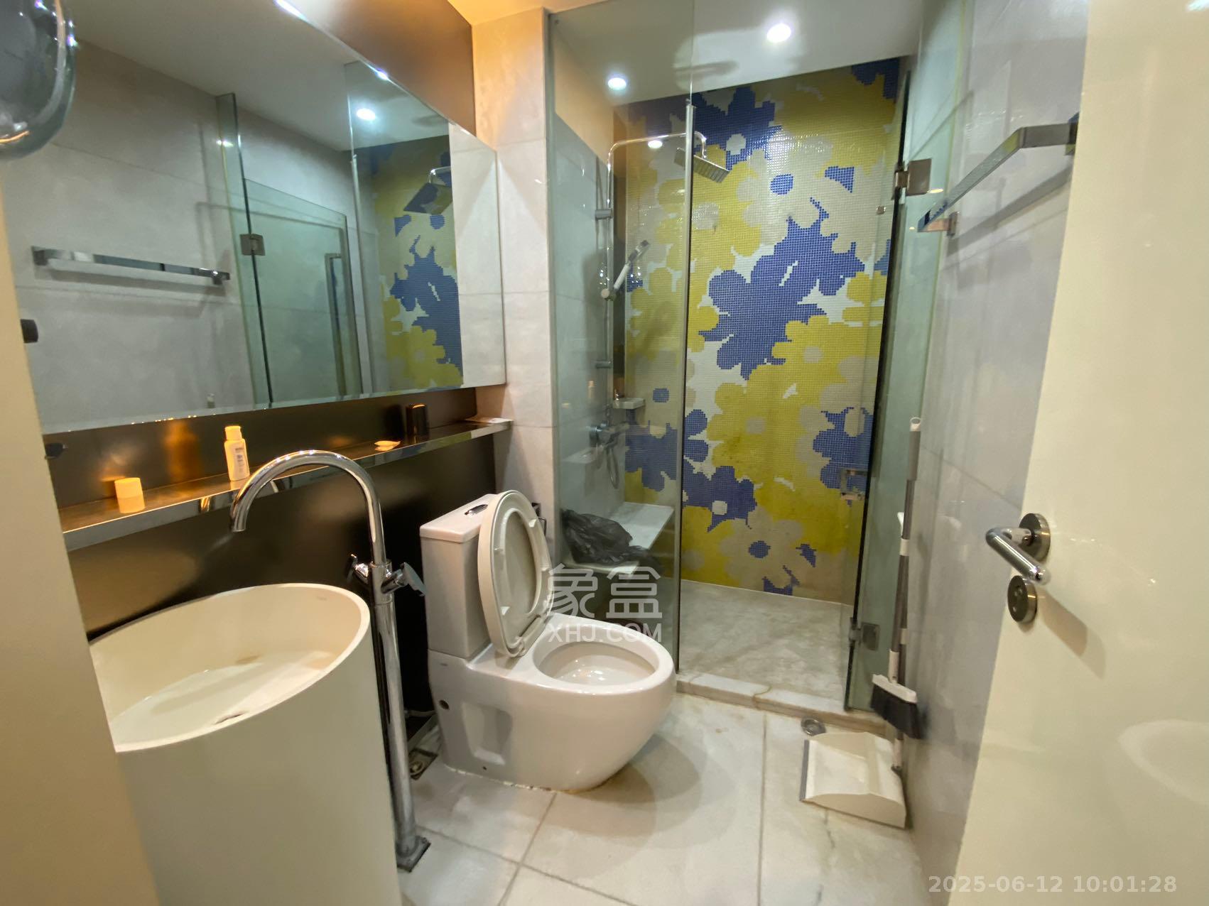 东怡外国(南湖一号) 1室1厅1卫 3000.0元/月 东怡外国(南湖一号) 1室1厅1卫 3000.0元/月室内图