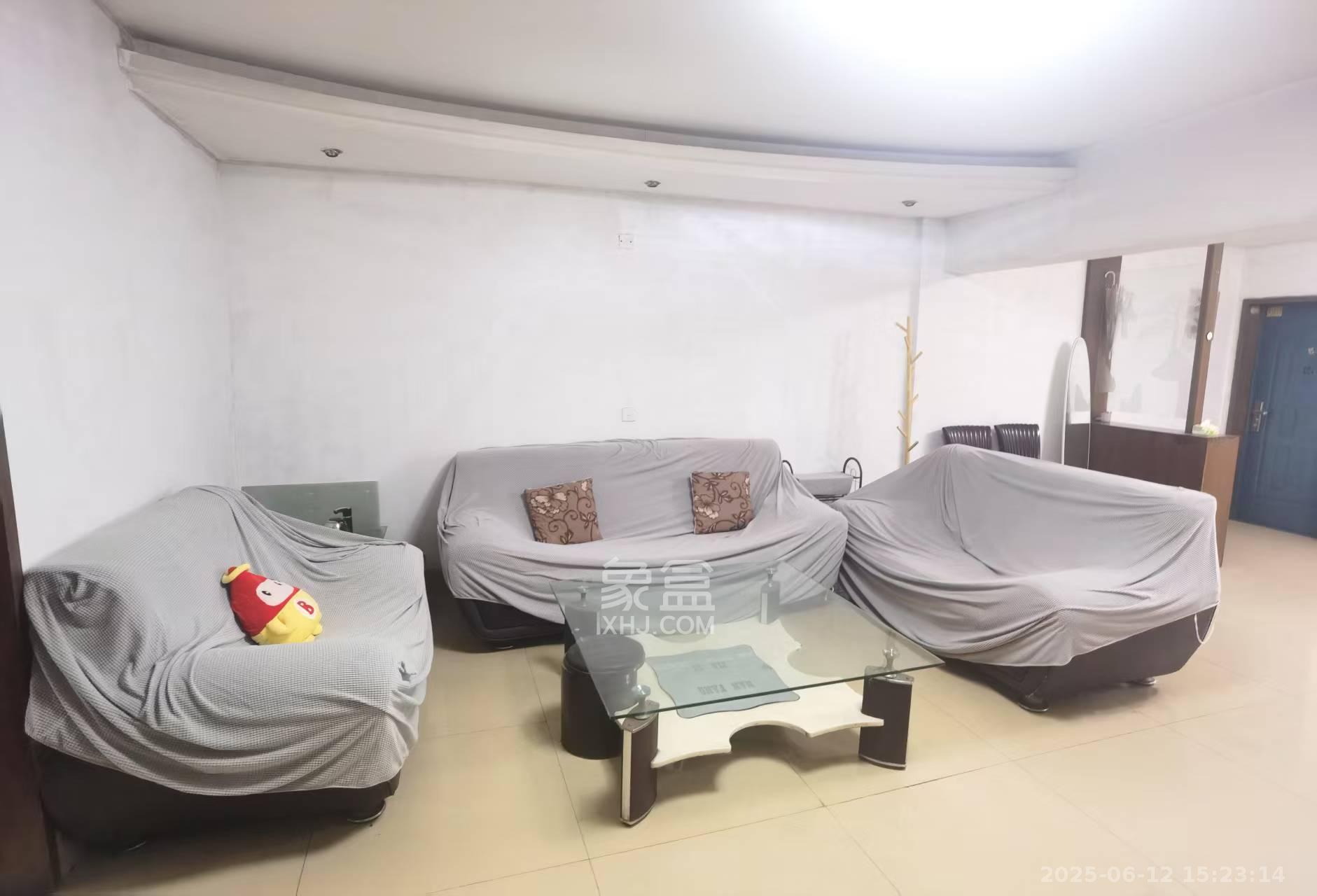 东汉公寓 3室1厅2卫 2000.0元/月 东汉公寓 3室1厅2卫 2000.0元/月户型图