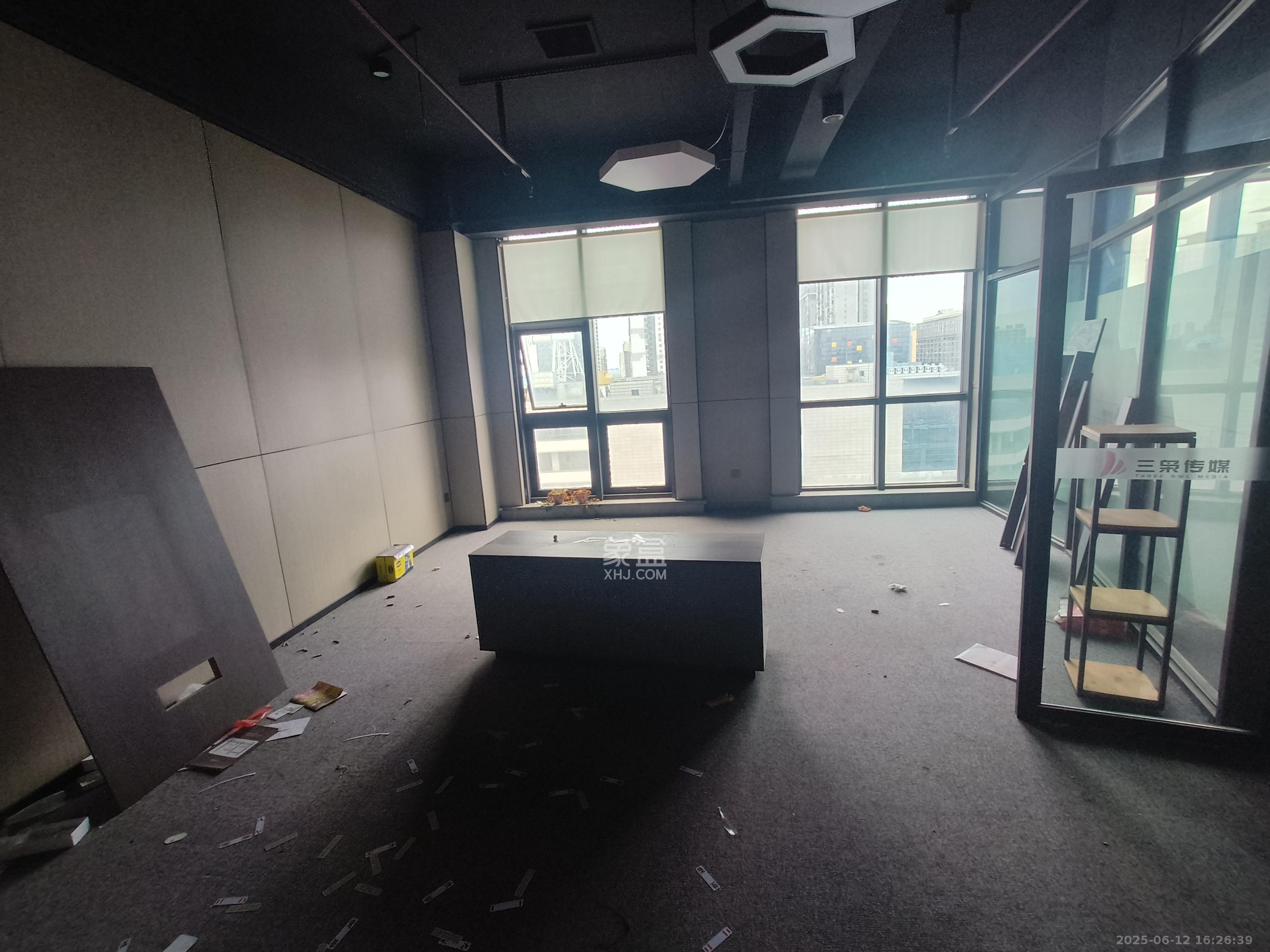 金科时代中心   470.0㎡     19000.00元/月室内图