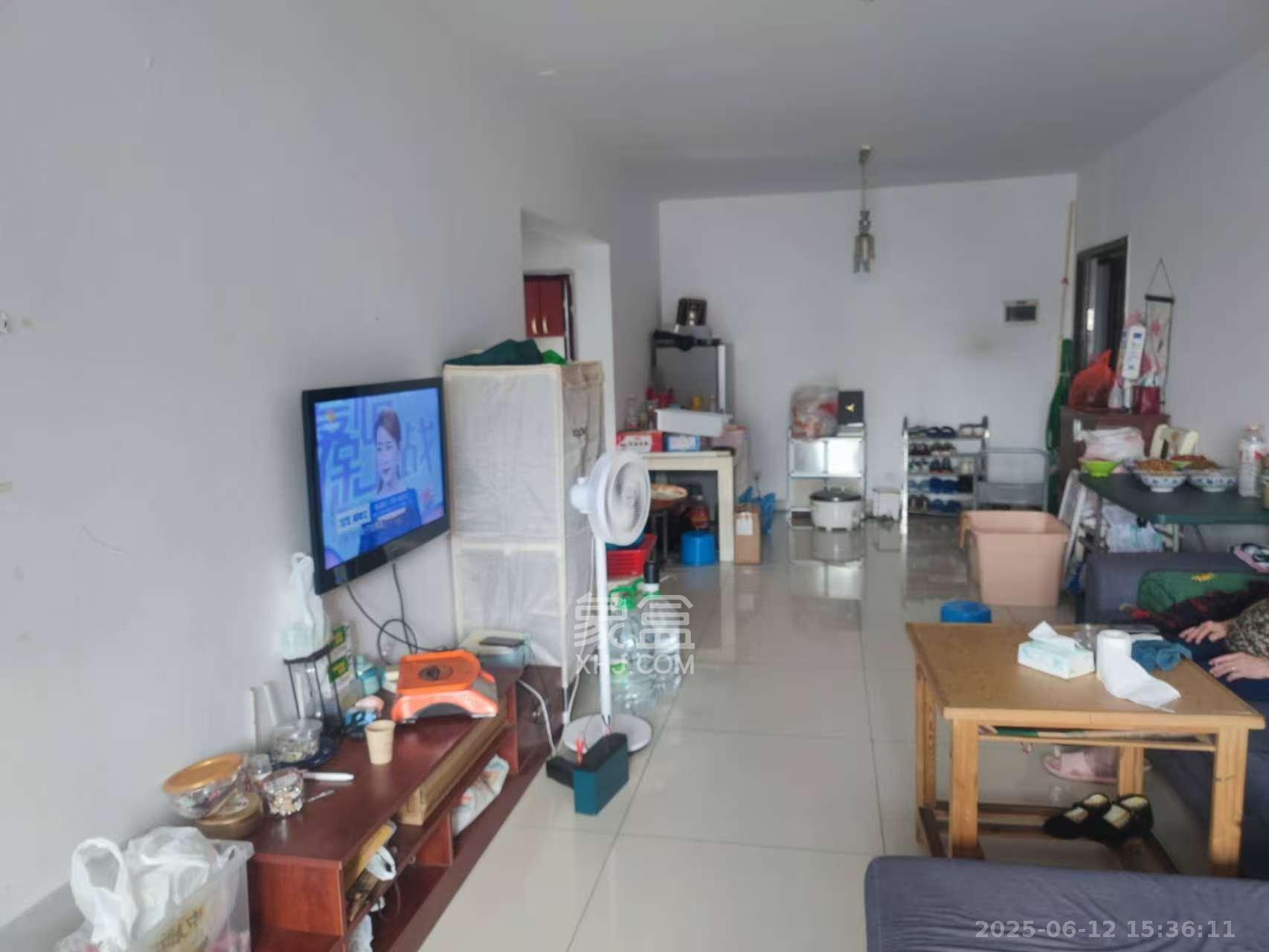 湘府东苑  2室2厅1卫    2000.0元/月 湘府东苑  2室2厅1卫    2000.0元/月室内图