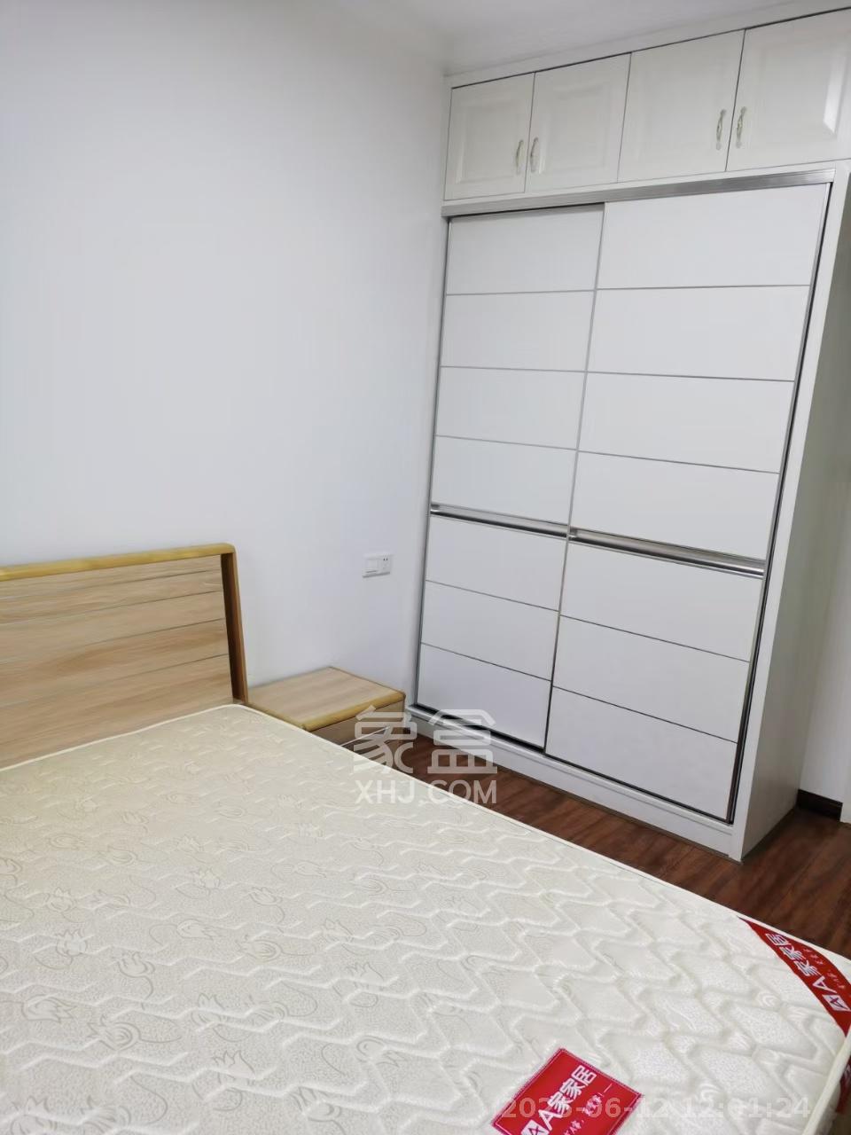 金茂梅溪湖  4室2厅2卫   4000.00元/月室内图