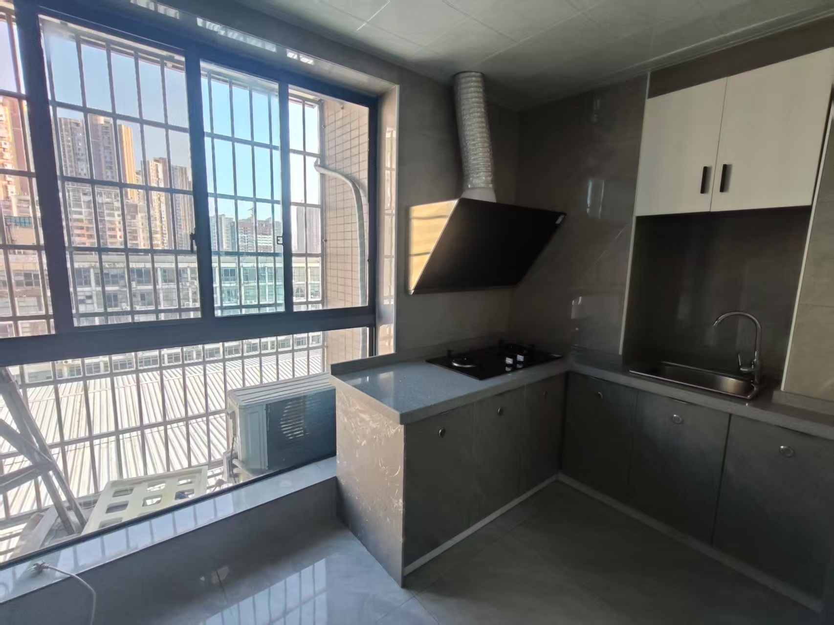 鑫天国际(鑫天偶遇) 1室1厅1卫 1300.0元/月 鑫天国际(鑫天偶遇) 1室1厅1卫 1300.0元/月室内图