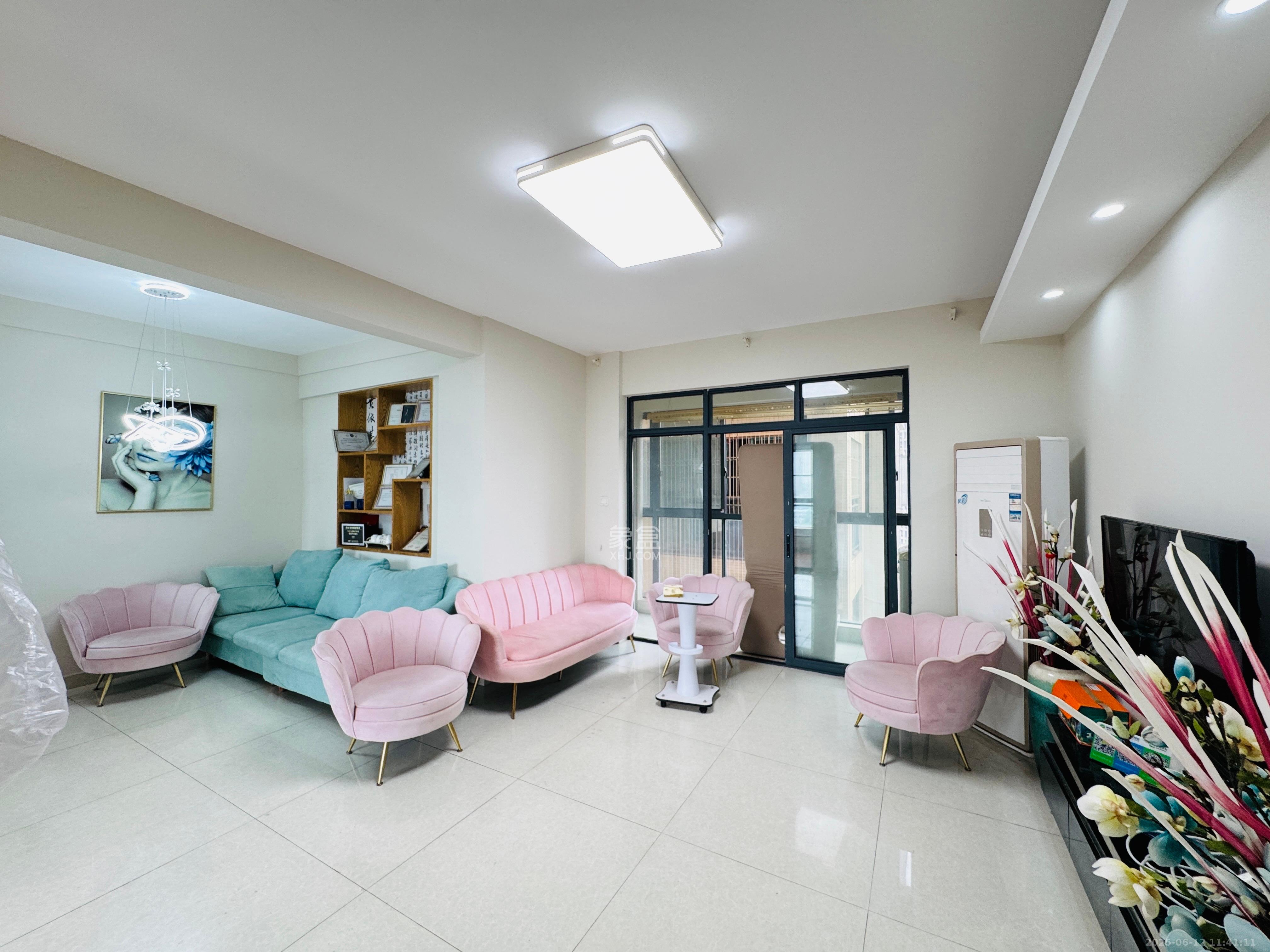 乾城(兴旺乾城) 3室2厅1卫 2500.0元/月 乾城(兴旺乾城) 3室2厅1卫 2500.0元/月室内图