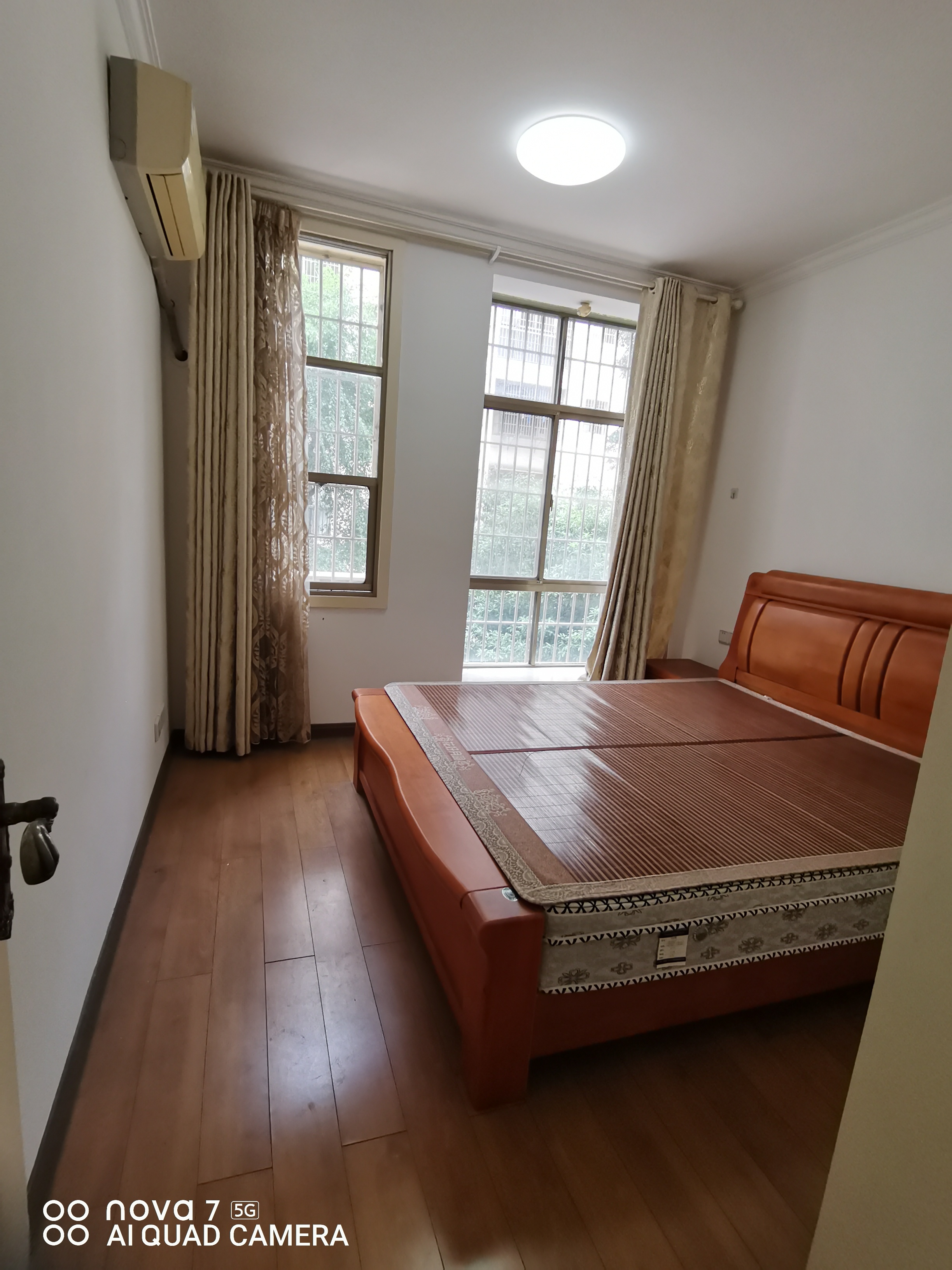 书香名邸 3室2厅2卫 65.0万 书香名邸 3室2厅2卫 65.0万客厅