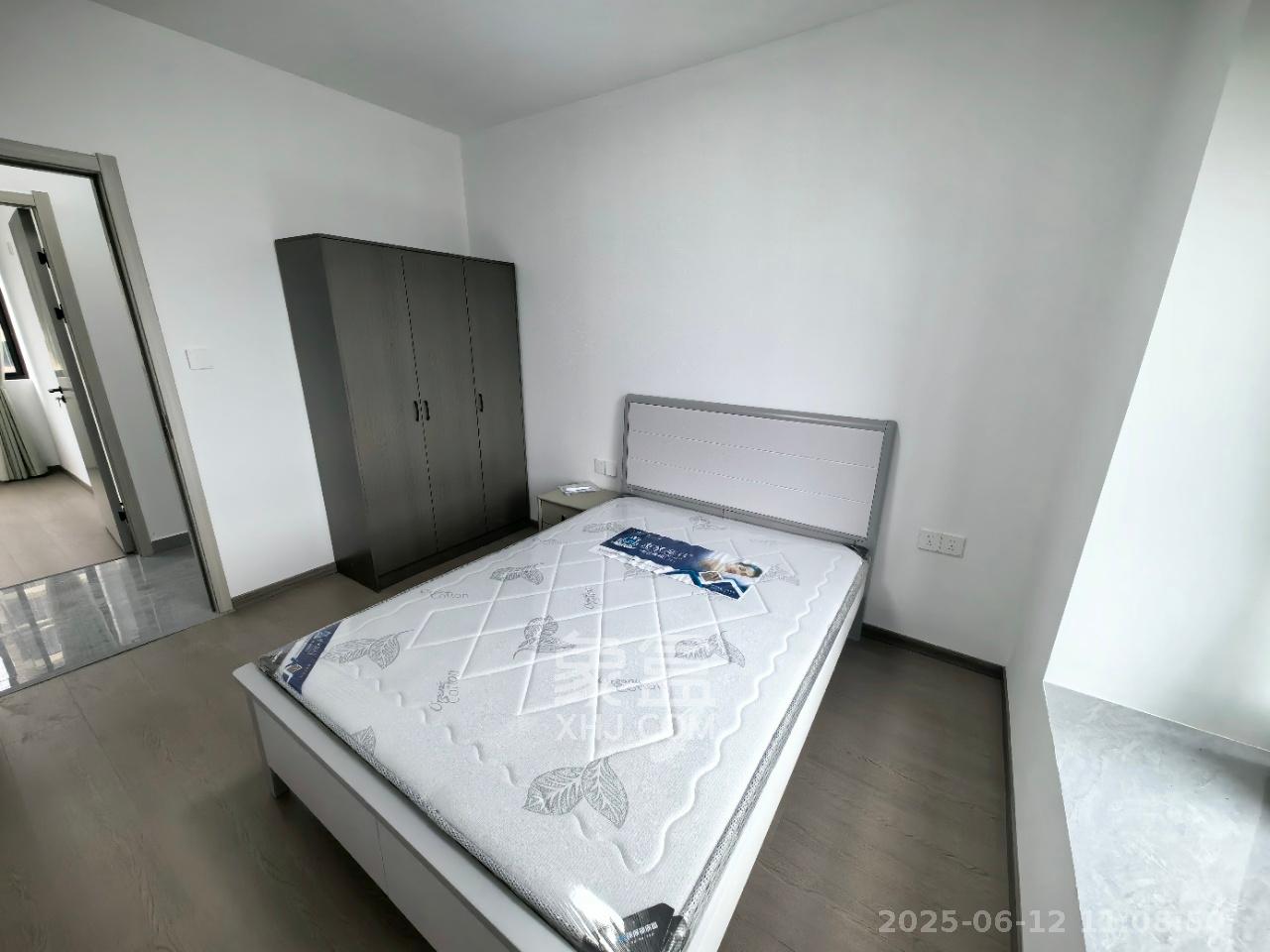 汉唐世家二期  3室2厅2卫   2600.00元/月室内图