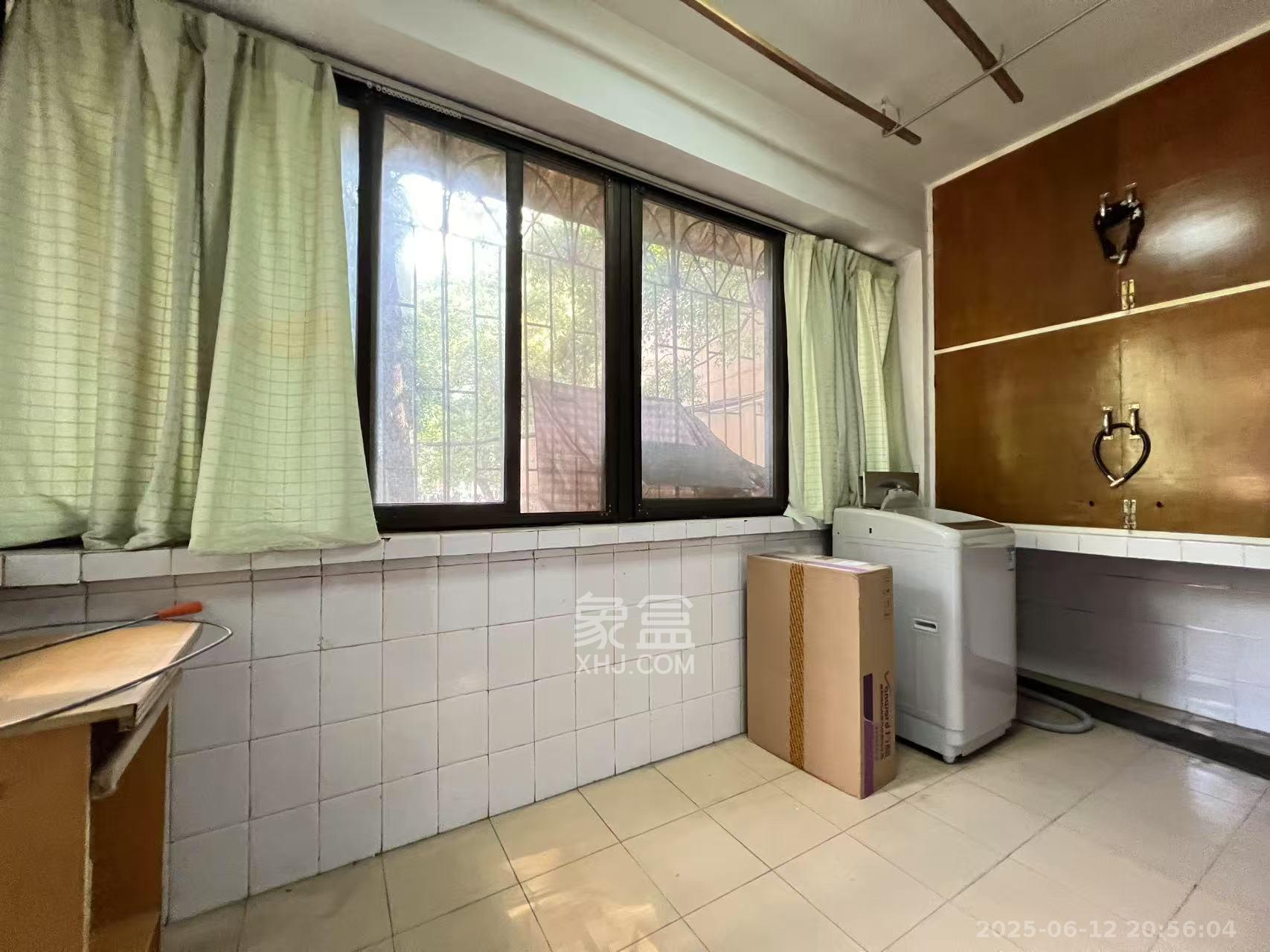 东塘电力院  3室1厅1卫   2600.00元/月室内图