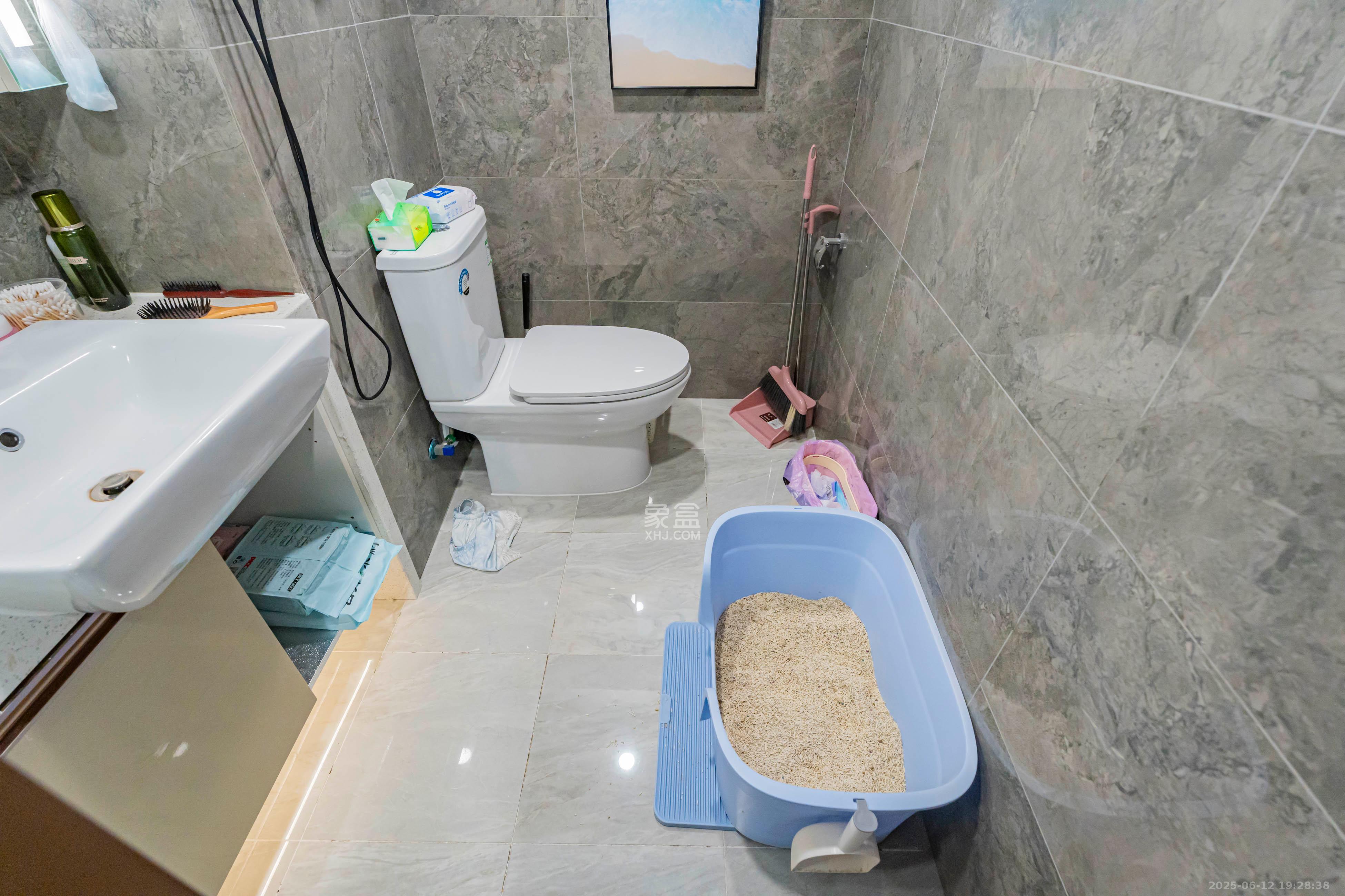 华远华时代 3室2厅2卫 79.0万 华远华时代 3室2厅2卫 79.0万卫生间