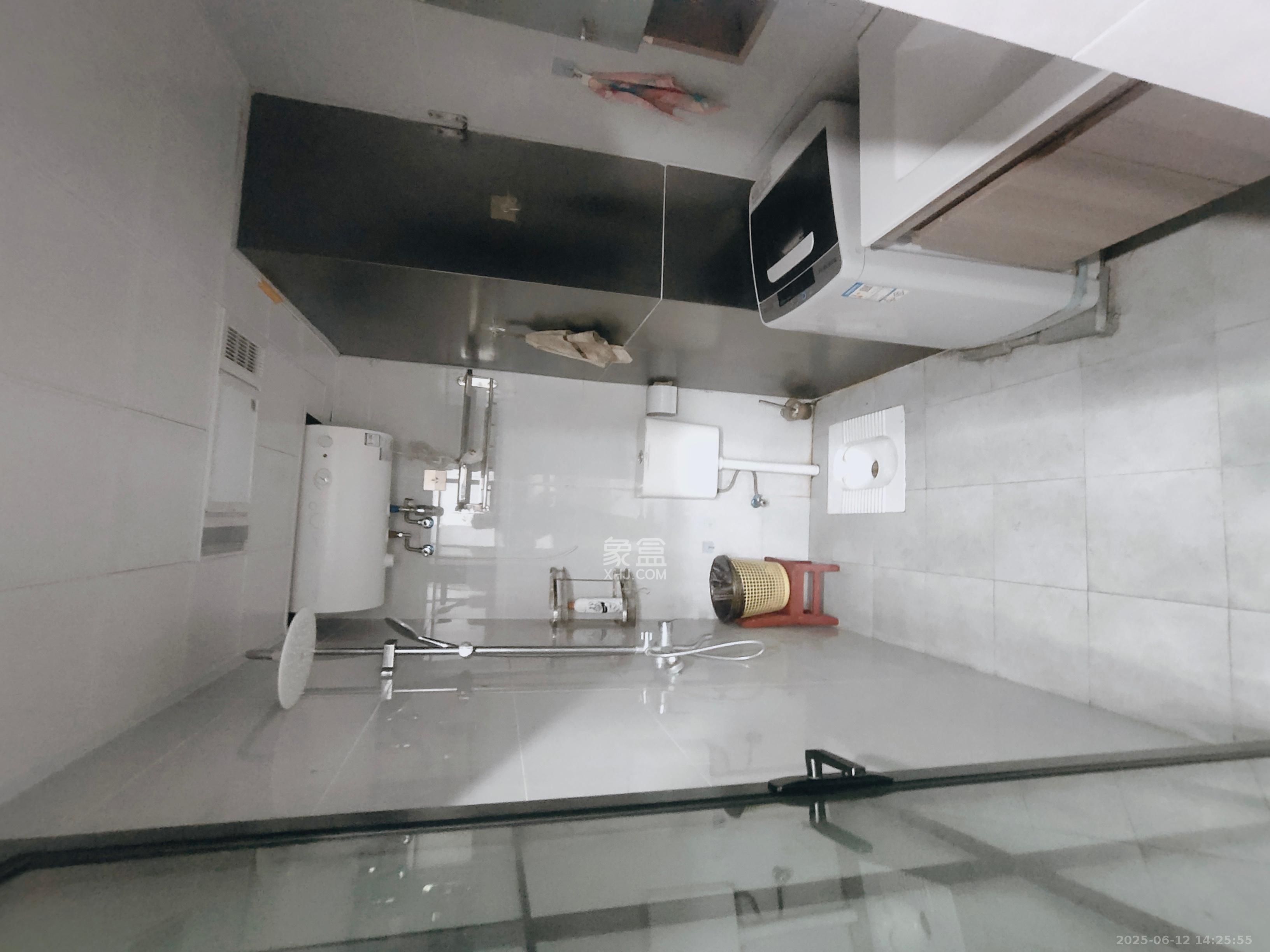 鑫远御文台一期 2室2厅1卫 1800.0元/月 鑫远御文台一期 2室2厅1卫 1800.0元/月室内图