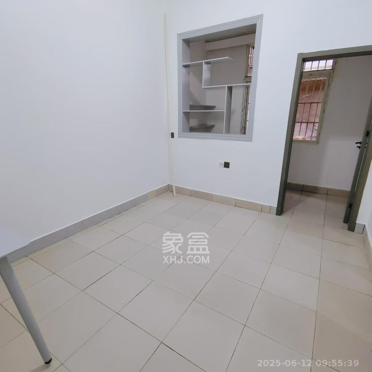 长沙市药材公司（太平街94号）  2室1厅1卫   2200.00元/月室内图