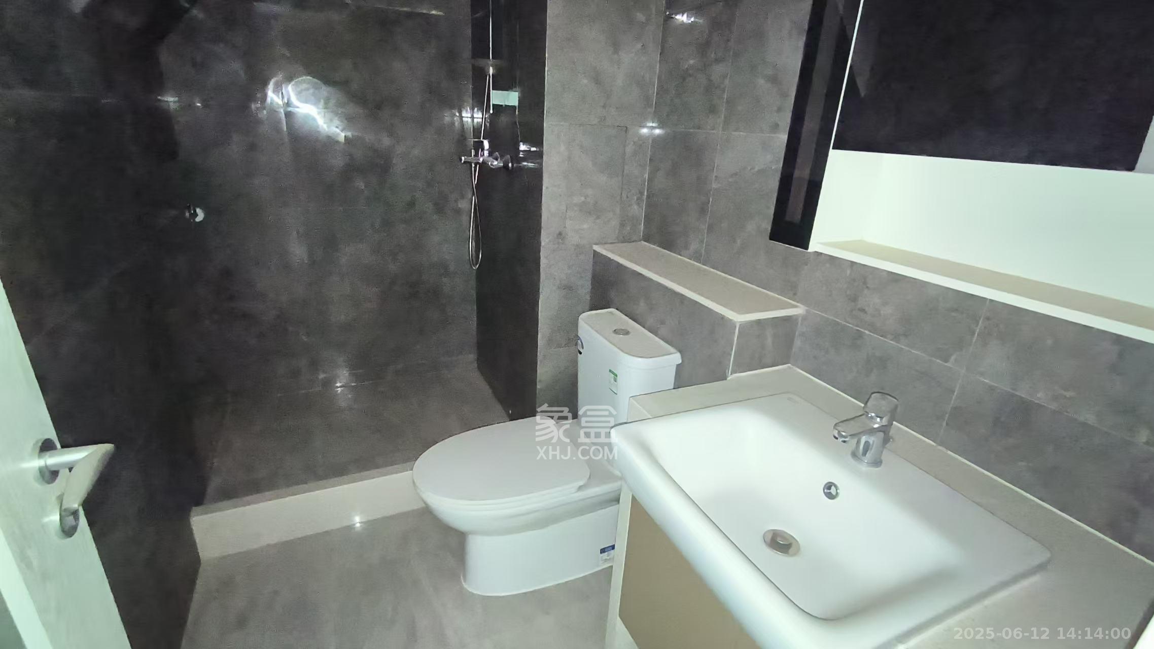 华远华时代 3室1厅1卫 3500.0元/月 华远华时代 3室1厅1卫 3500.0元/月室内图