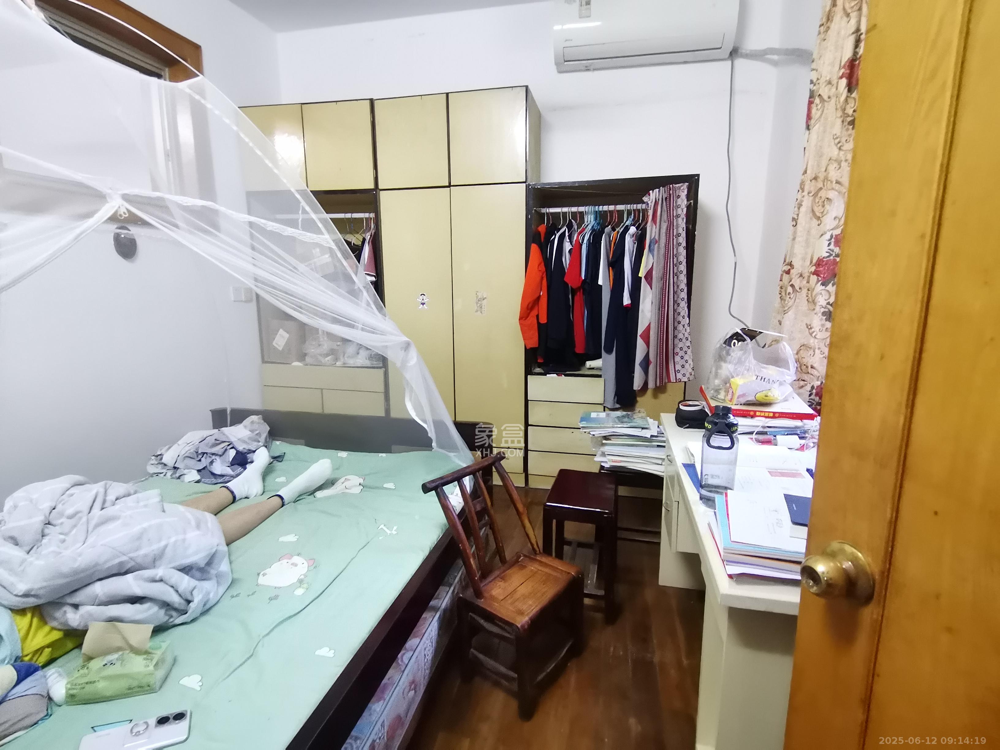 煤建宿舍  2室1厅1卫   1900.00元/月室内图