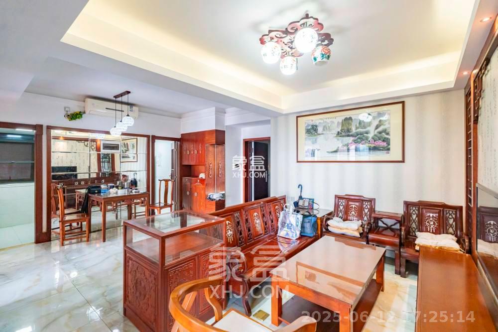 公园9号 3室1厅1卫 3600.0元/月 公园9号 3室1厅1卫 3600.0元/月室内图