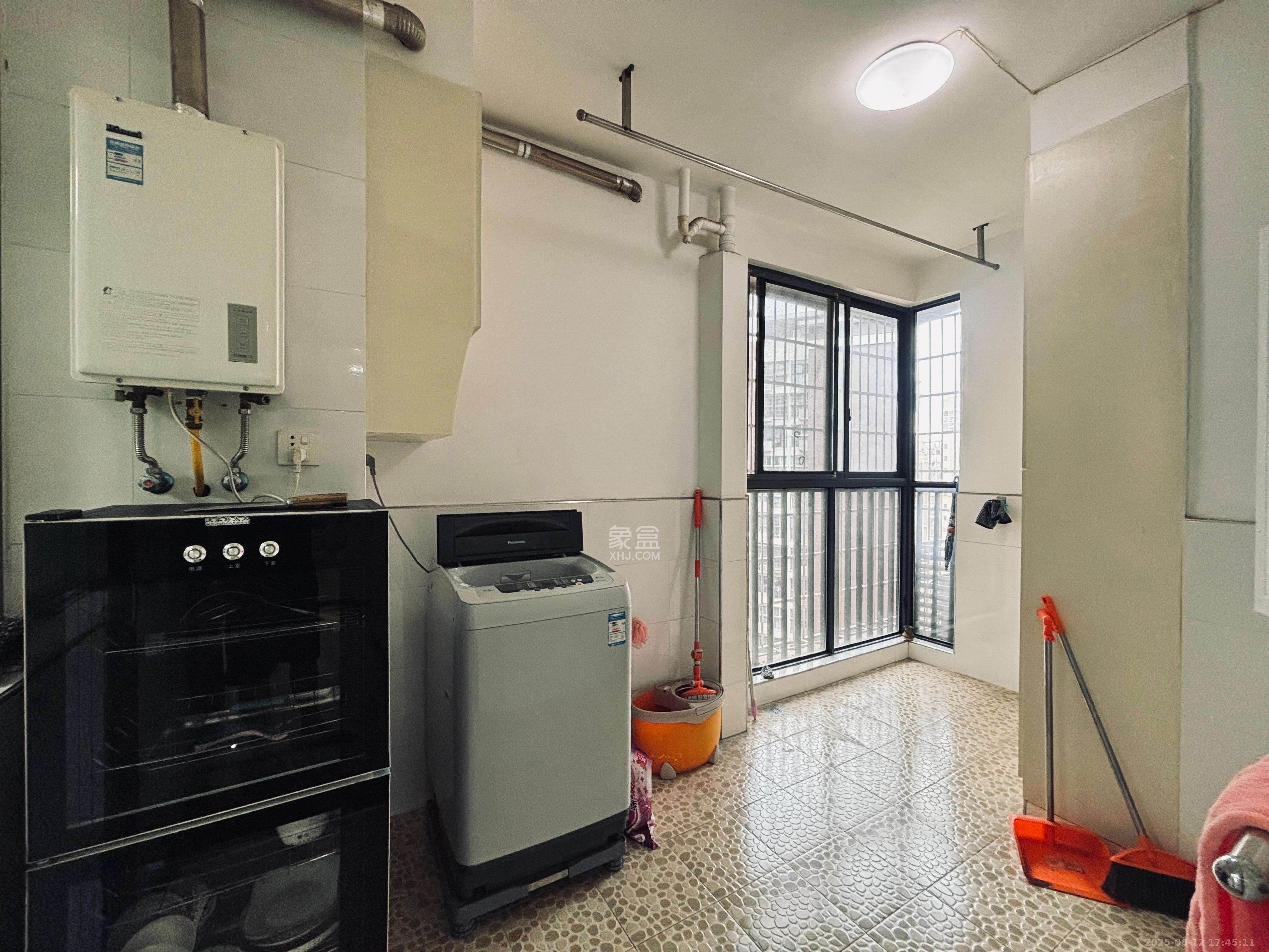 森林公园壹号(森林雅苑) 3室2厅1卫 2000.0元/月 森林公园壹号(森林雅苑) 3室2厅1卫 2000.0元/月室内图