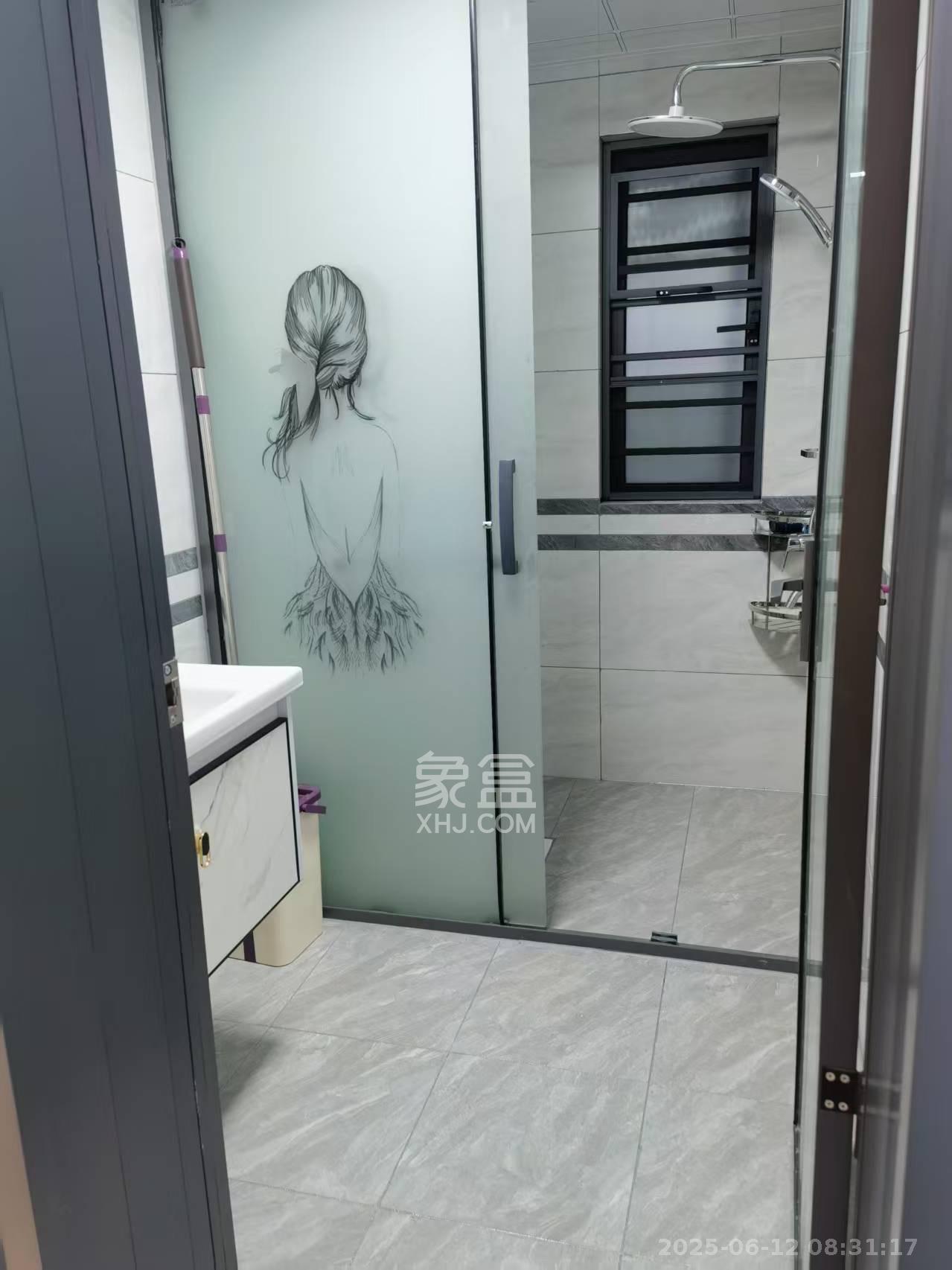 长房云时代  3室2厅1卫   2800.00元/月室内图