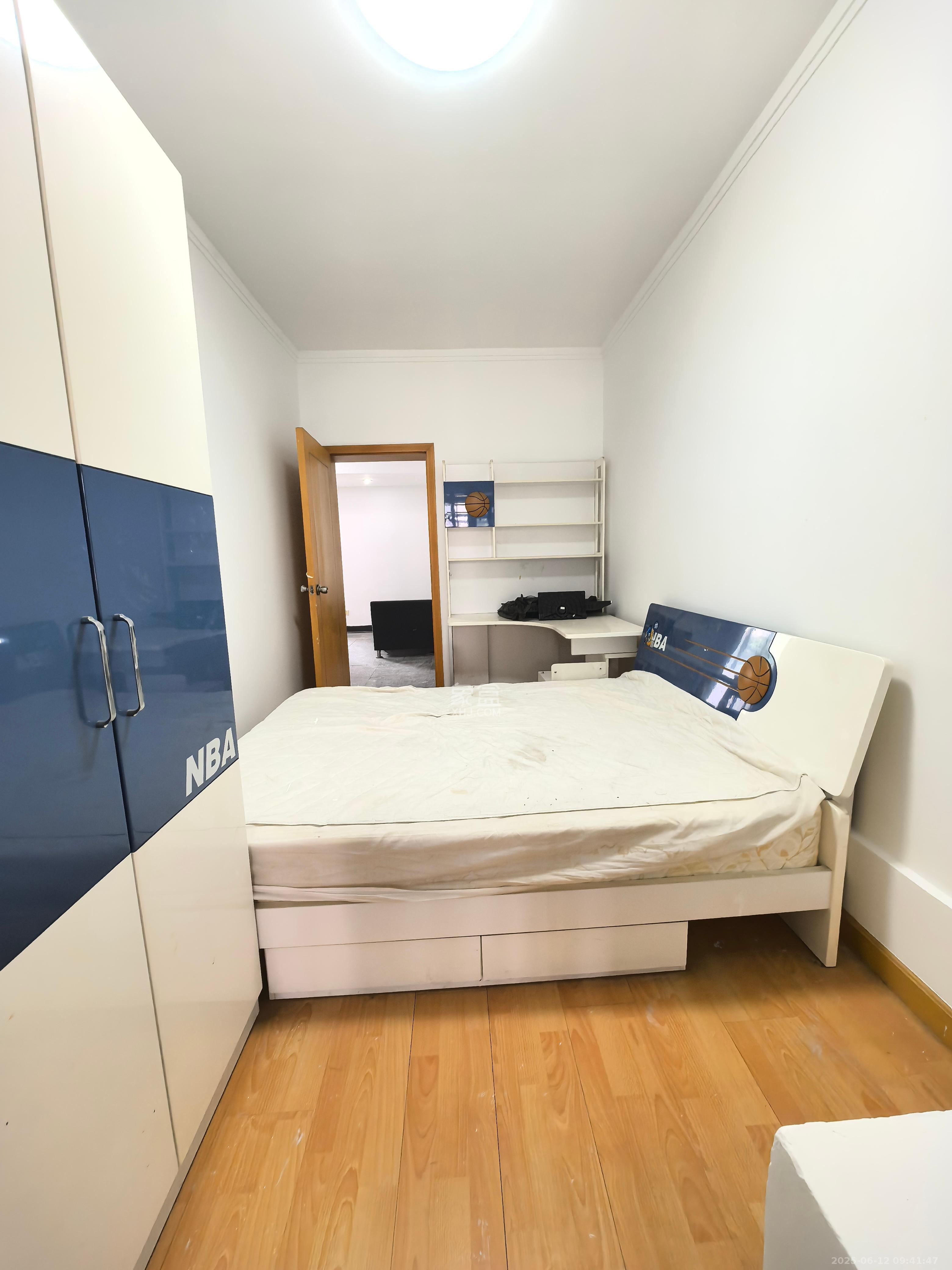 雨花区国税局左家塘宿舍 3室1厅1卫 2000.0元/月 雨花区国税局左家塘宿舍 3室1厅1卫 2000.0元/月室内图