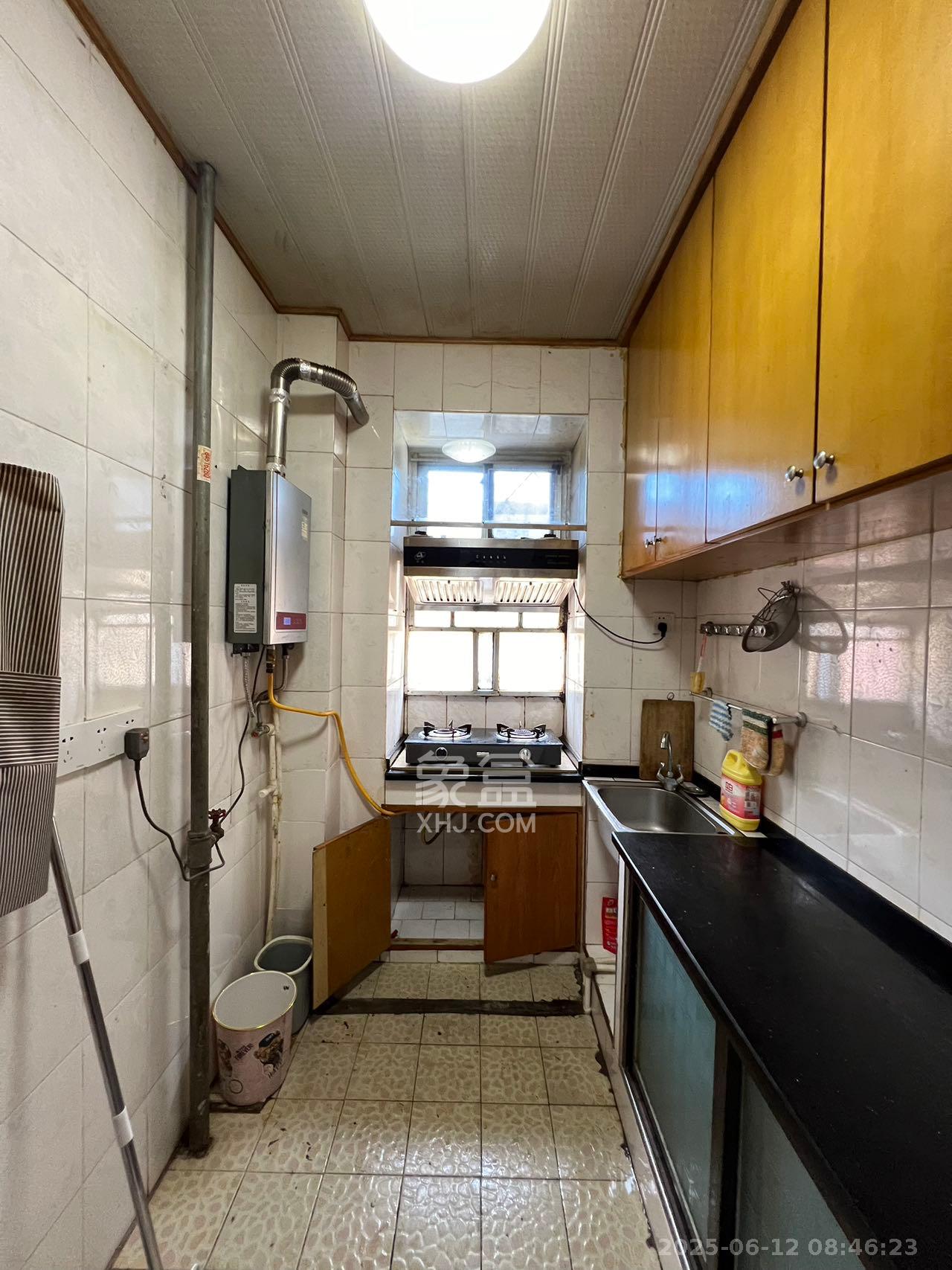 利园小区 1室0厅0卫 2400.0元/月 利园小区 1室0厅0卫 2400.0元/月室内图