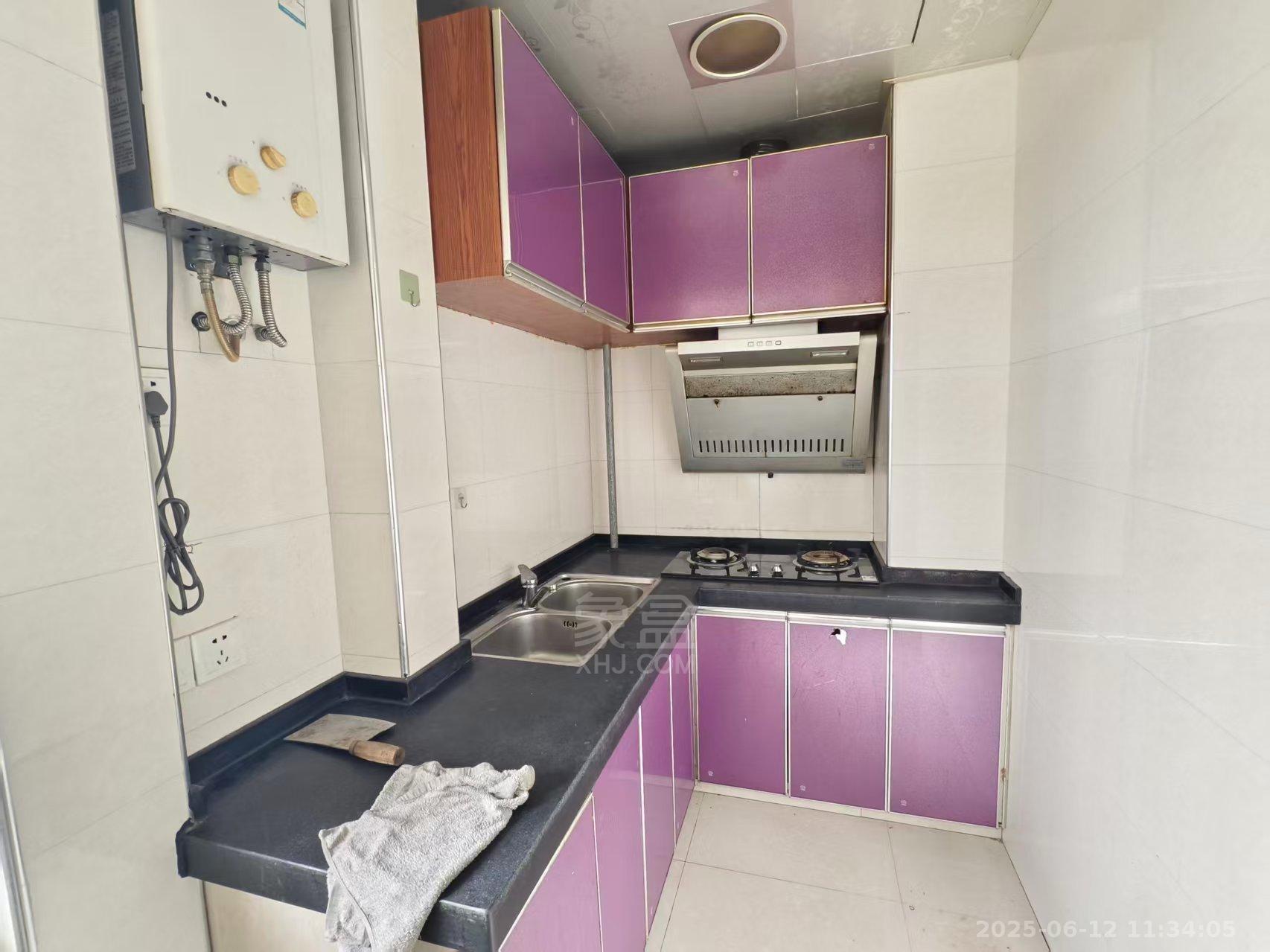 湘水1号  2室2厅1卫    800.0元/月 湘水1号  2室2厅1卫    800.0元/月室内图