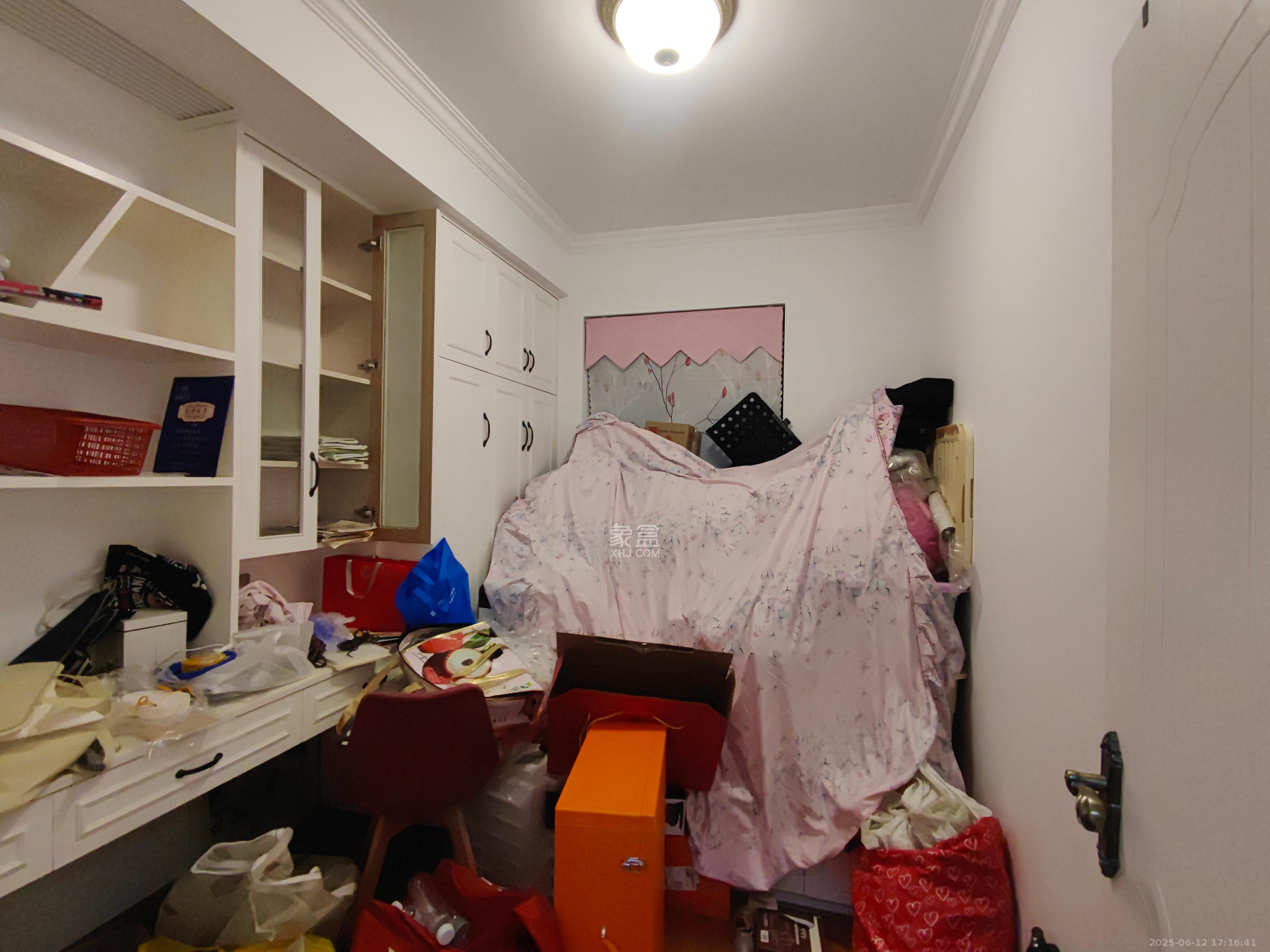 中建梅溪湖中心  4室2厅2卫   5200.00元/月室内图