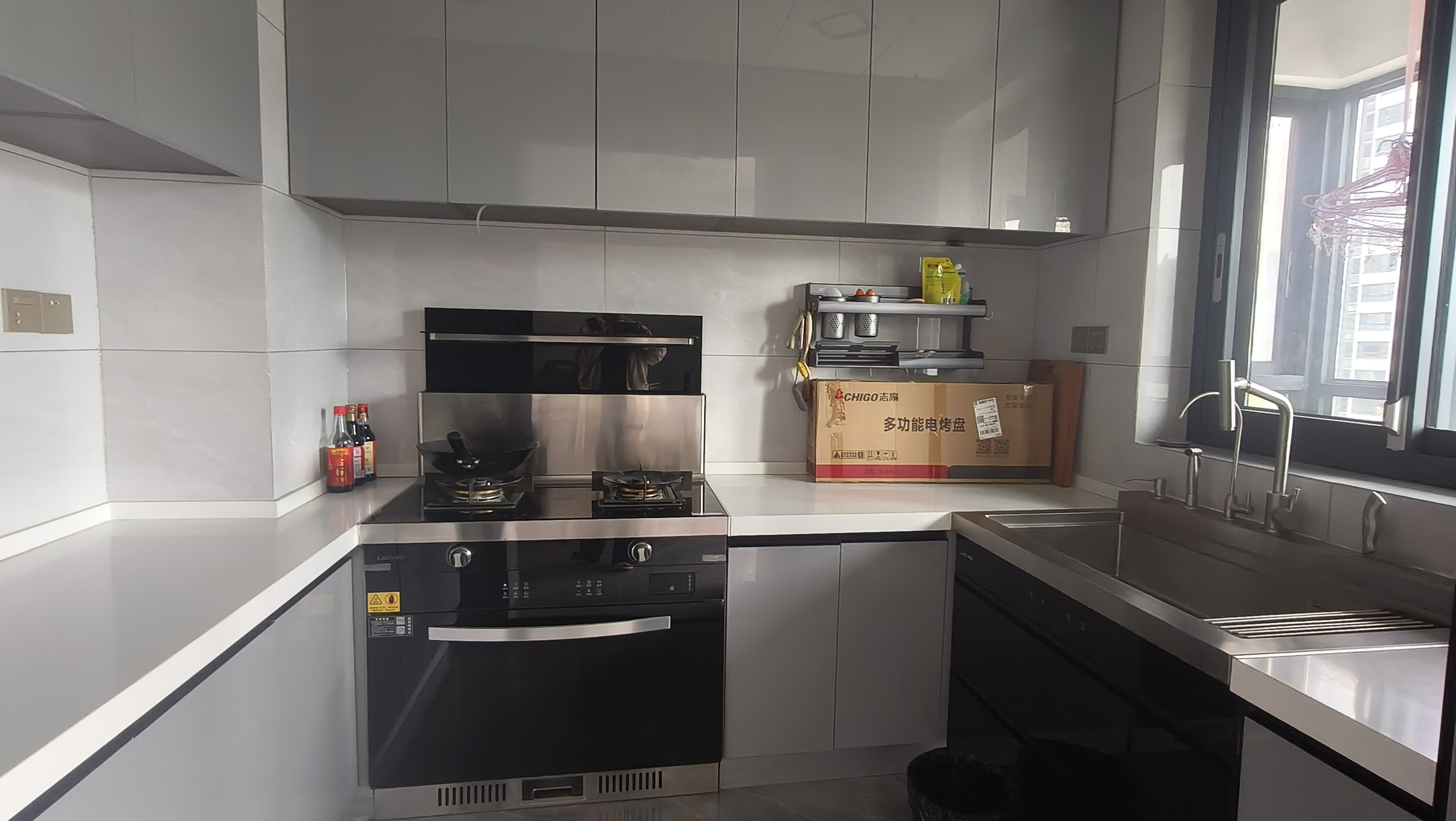 宁邦广场 3室2厅2卫 2000.0元/月 宁邦广场 3室2厅2卫 2000.0元/月室内图