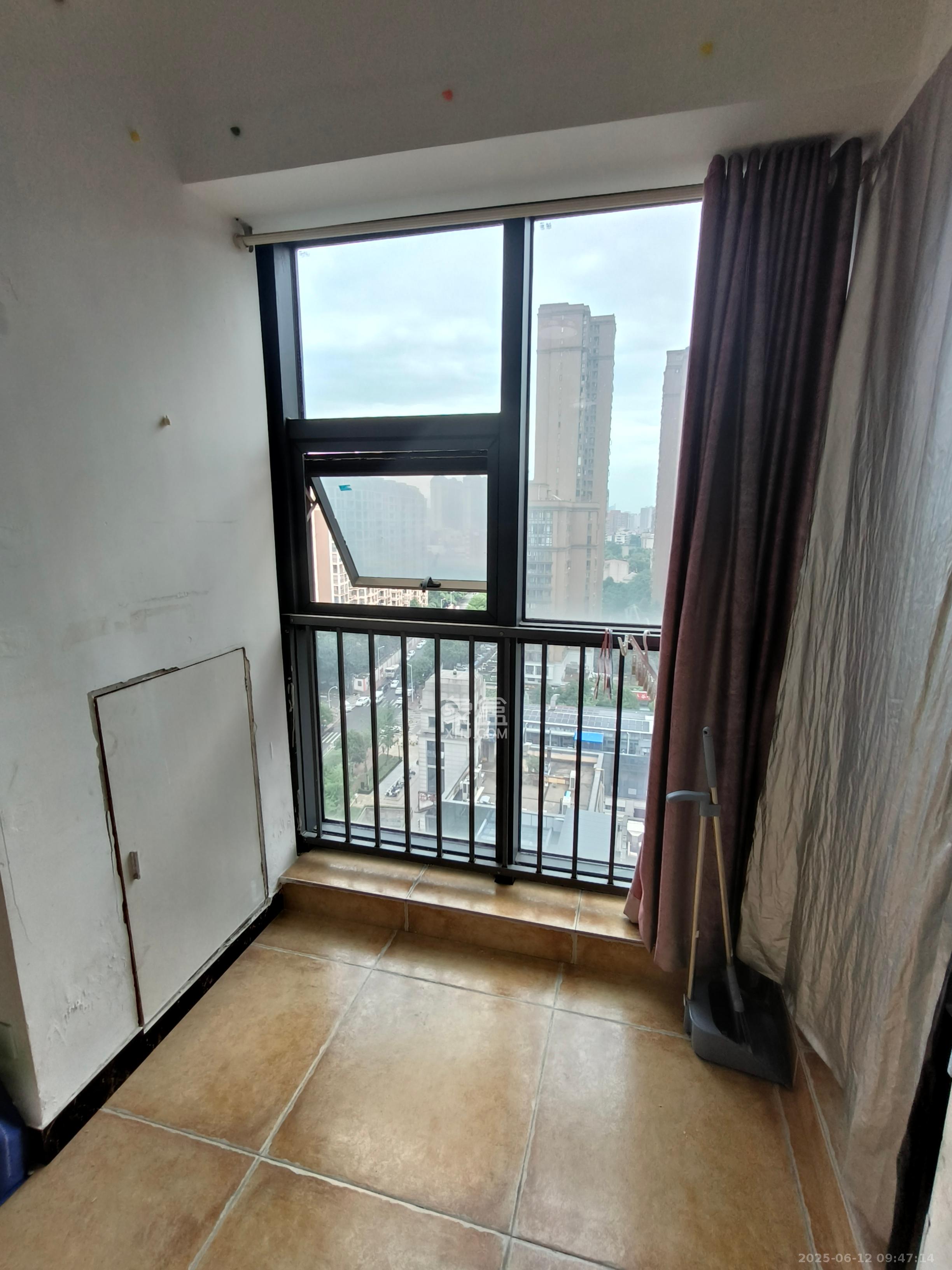 第六都(陆都小区) 1室1厅1卫 1800.0元/月 第六都(陆都小区) 1室1厅1卫 1800.0元/月室内图