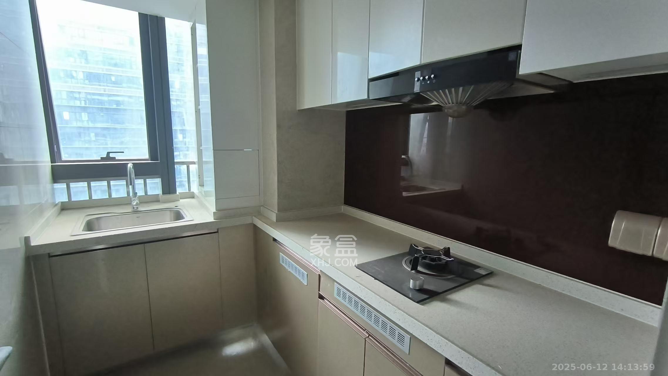 华远华时代 3室1厅1卫 3500.0元/月 华远华时代 3室1厅1卫 3500.0元/月室内图