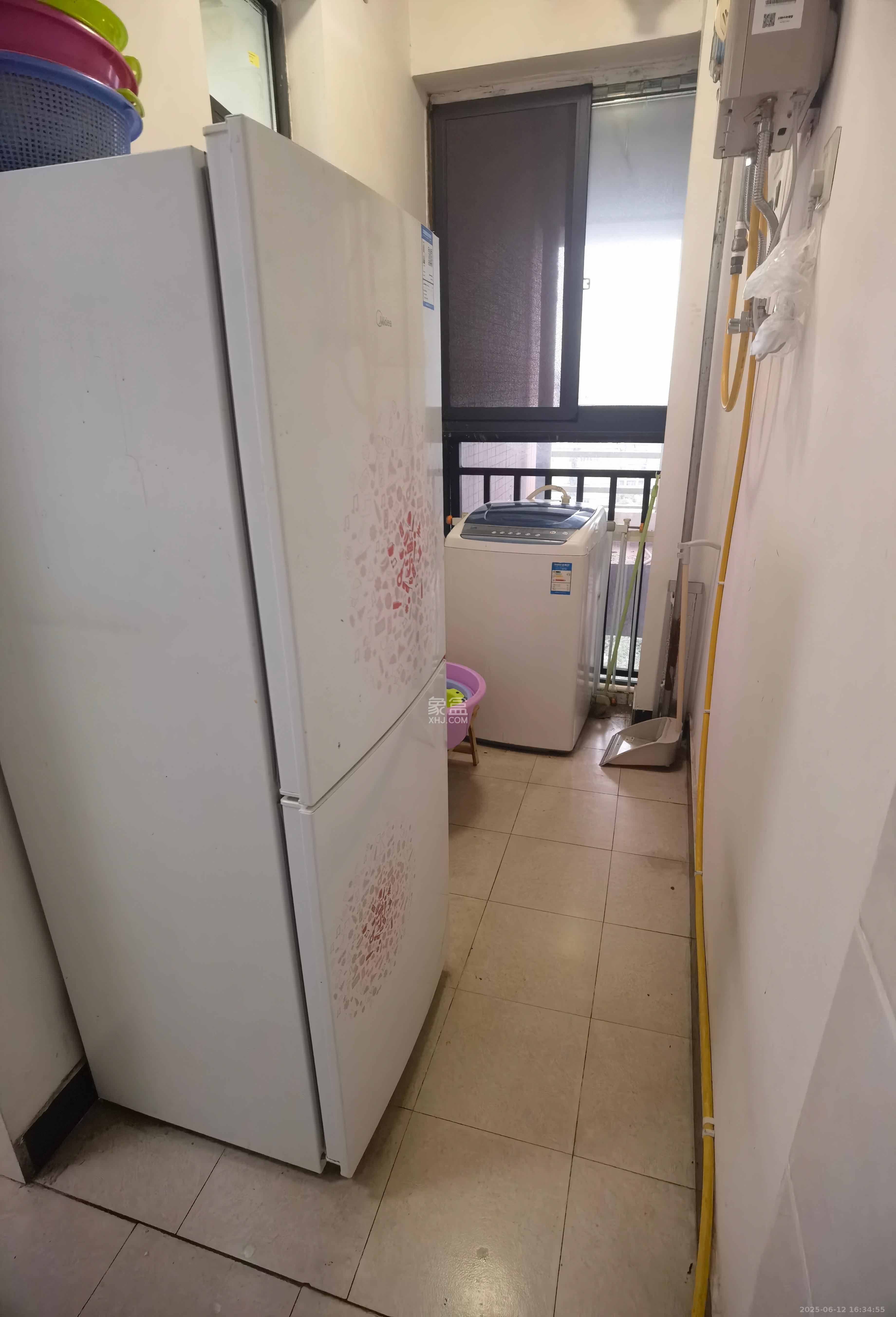 中建芙蓉工社  2室1厅1卫   2000.00元/月