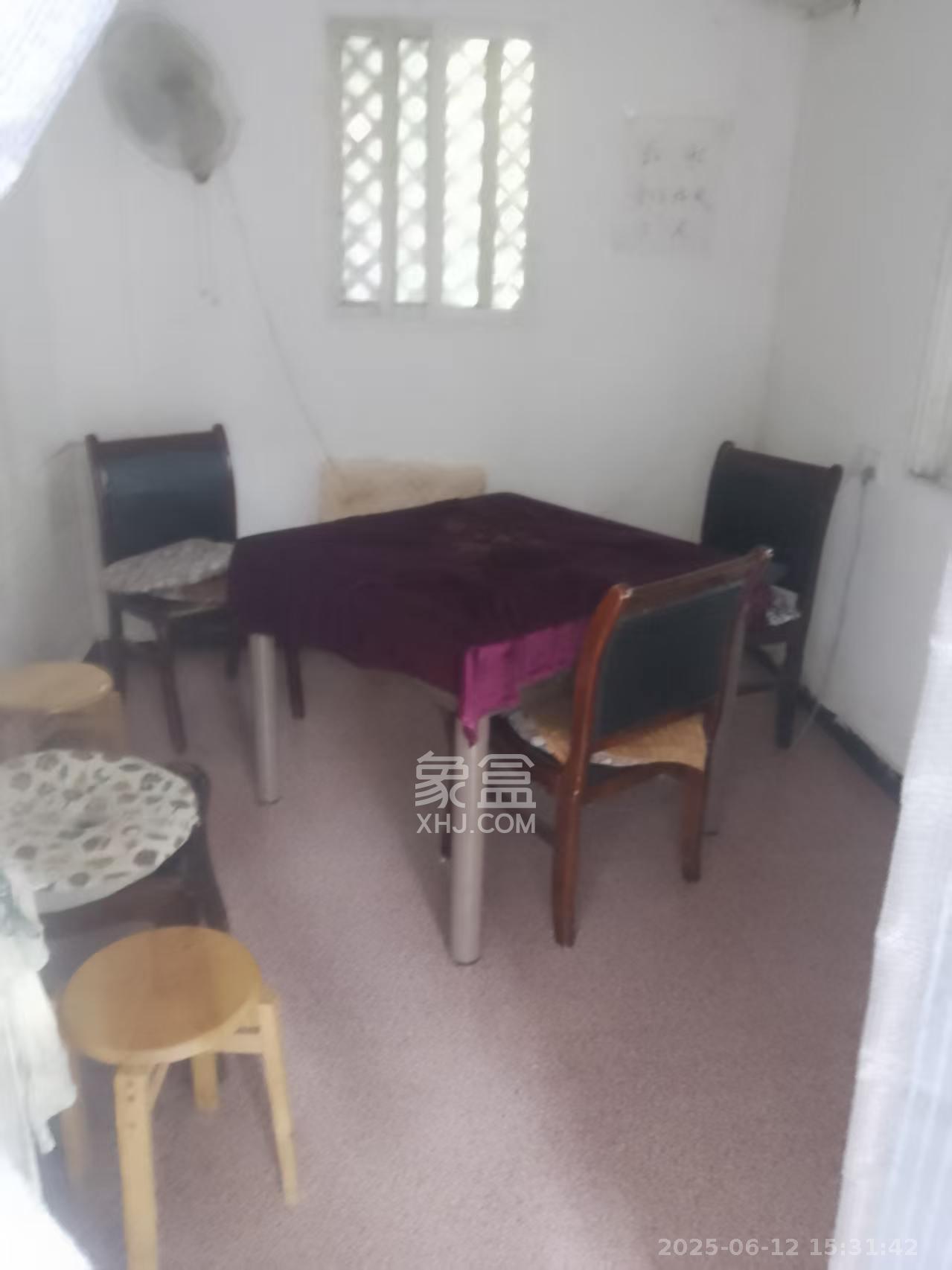 东瓜山二村 3室1厅1卫 3000.0元/月 东瓜山二村 3室1厅1卫 3000.0元/月室内图