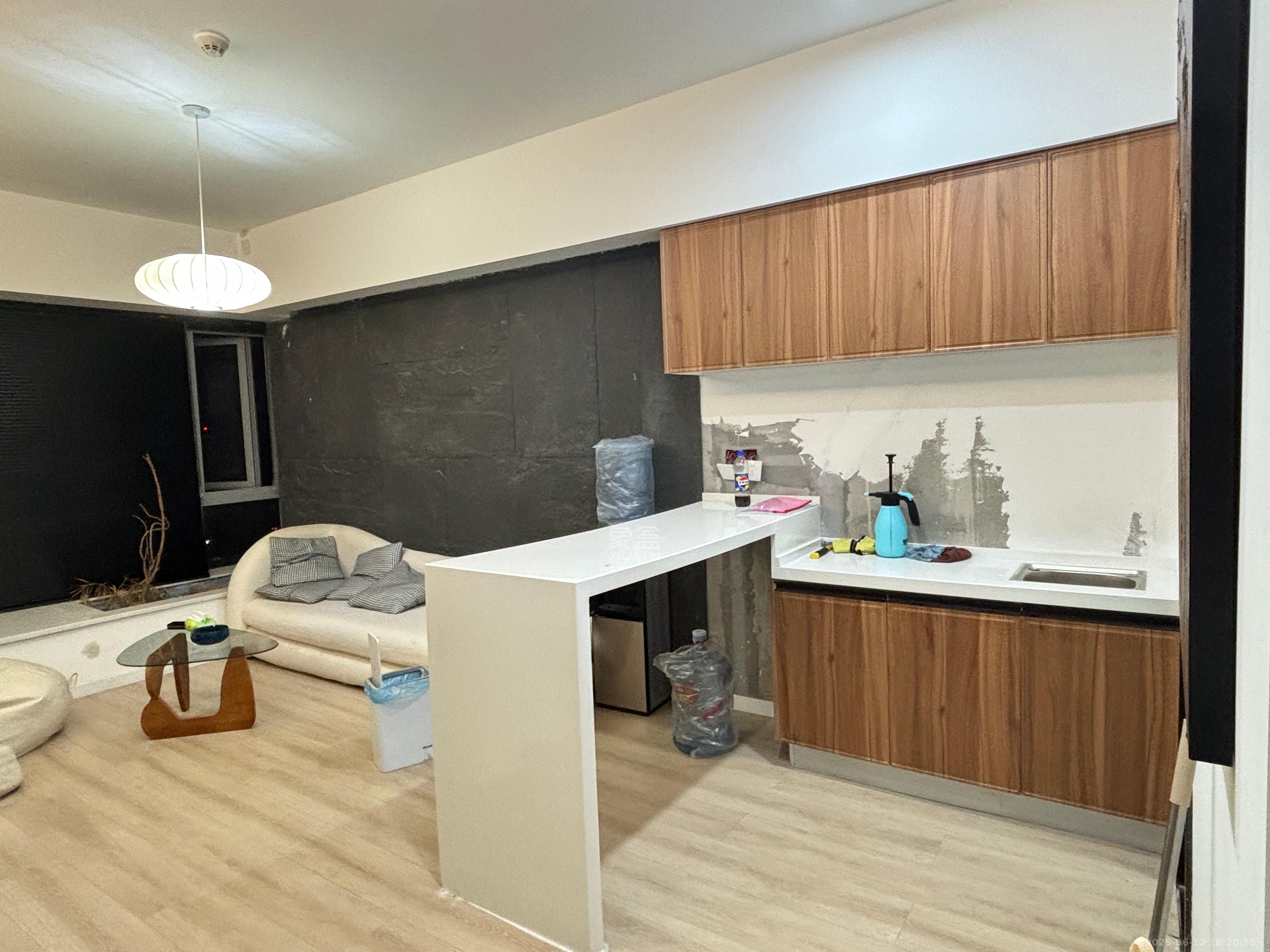 保利天禧EF区 1室1厅1卫 3500.0元/月 保利天禧EF区 1室1厅1卫 3500.0元/月室内图