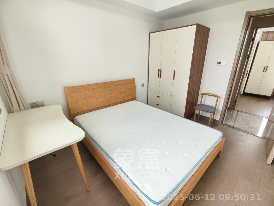 梅溪枫林  3室2厅2卫   1600.00元/月室内图