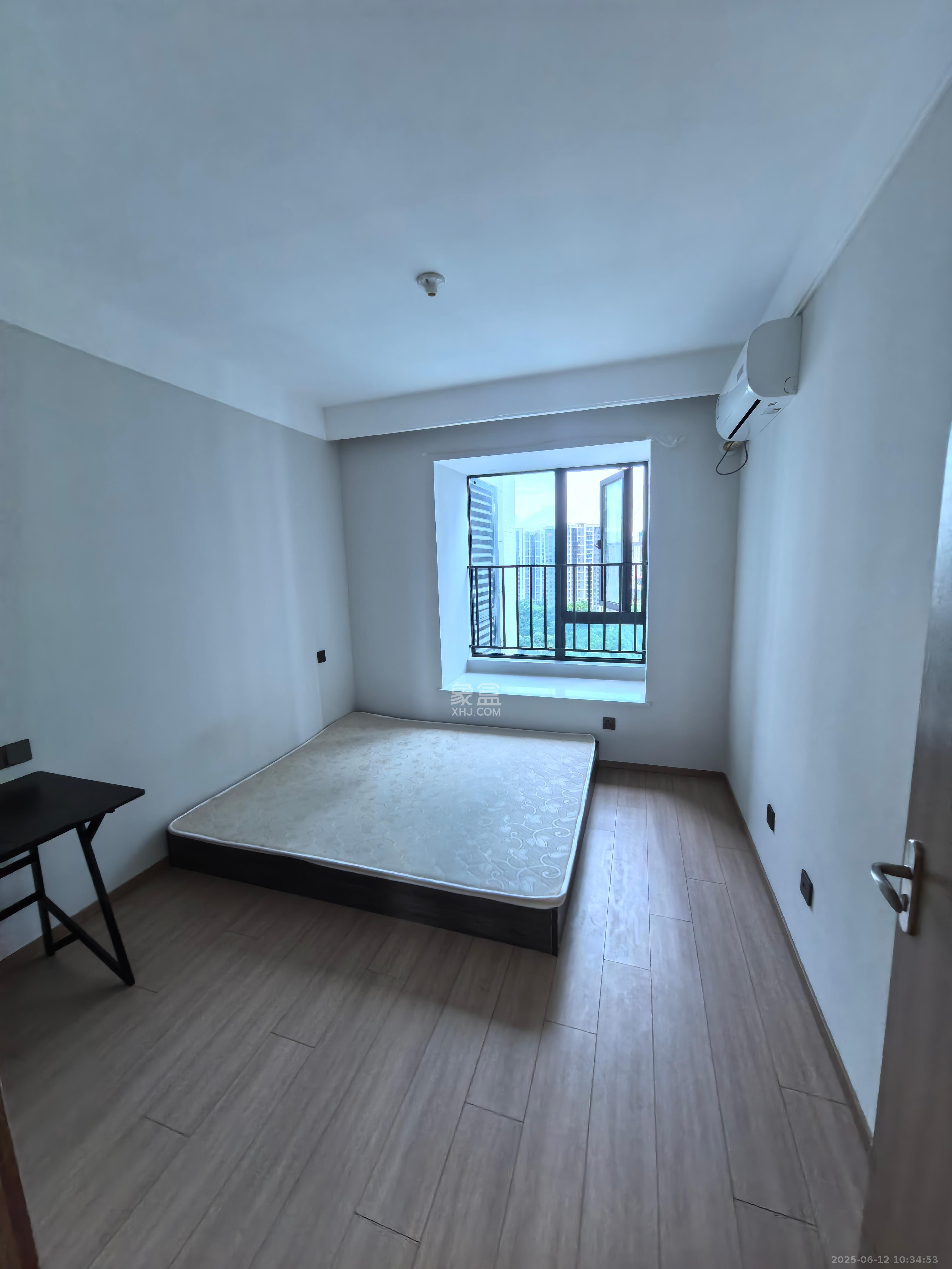 华润凯旋门一期 3室2厅2卫 3400.0元/月 华润凯旋门一期 3室2厅2卫 3400.0元/月室内图