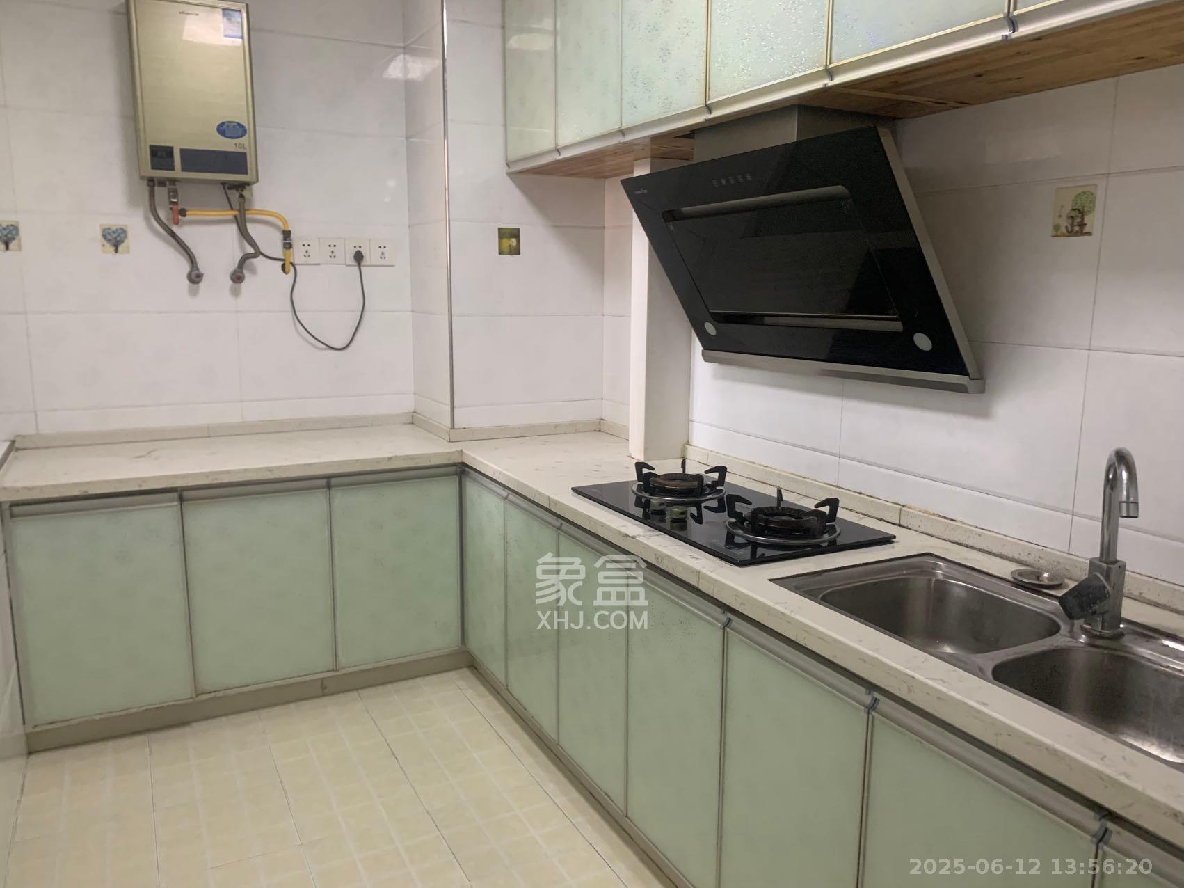 家兴苑  2室2厅1卫    2000.0元/月室内图