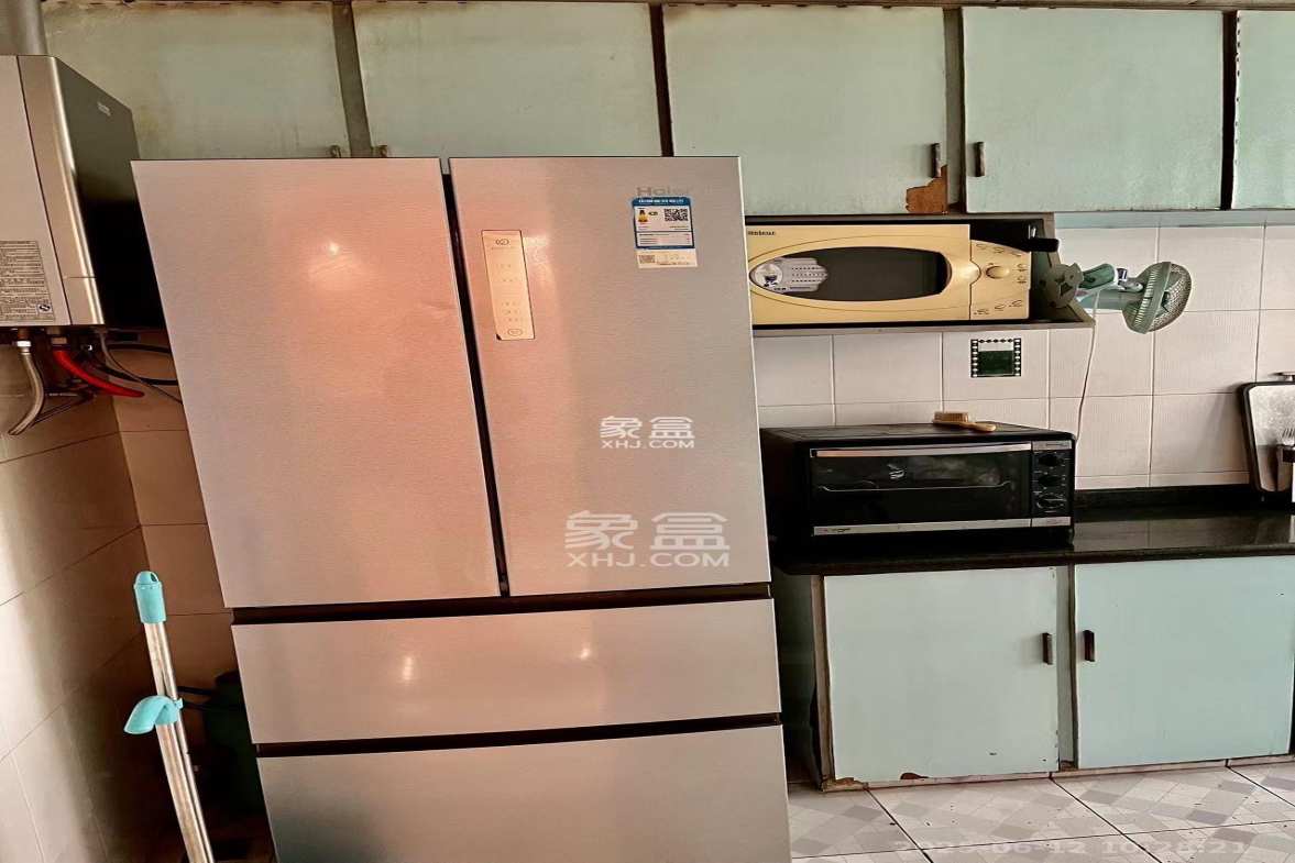 景芳苑  4室2厅2卫    1400.0元/月 景芳苑  4室2厅2卫    1400.0元/月室内图