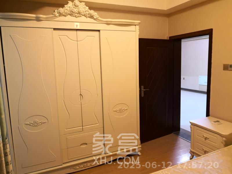 东塘瑞府 3室2厅1卫 3000.0元/月 东塘瑞府 3室2厅1卫 3000.0元/月室内图