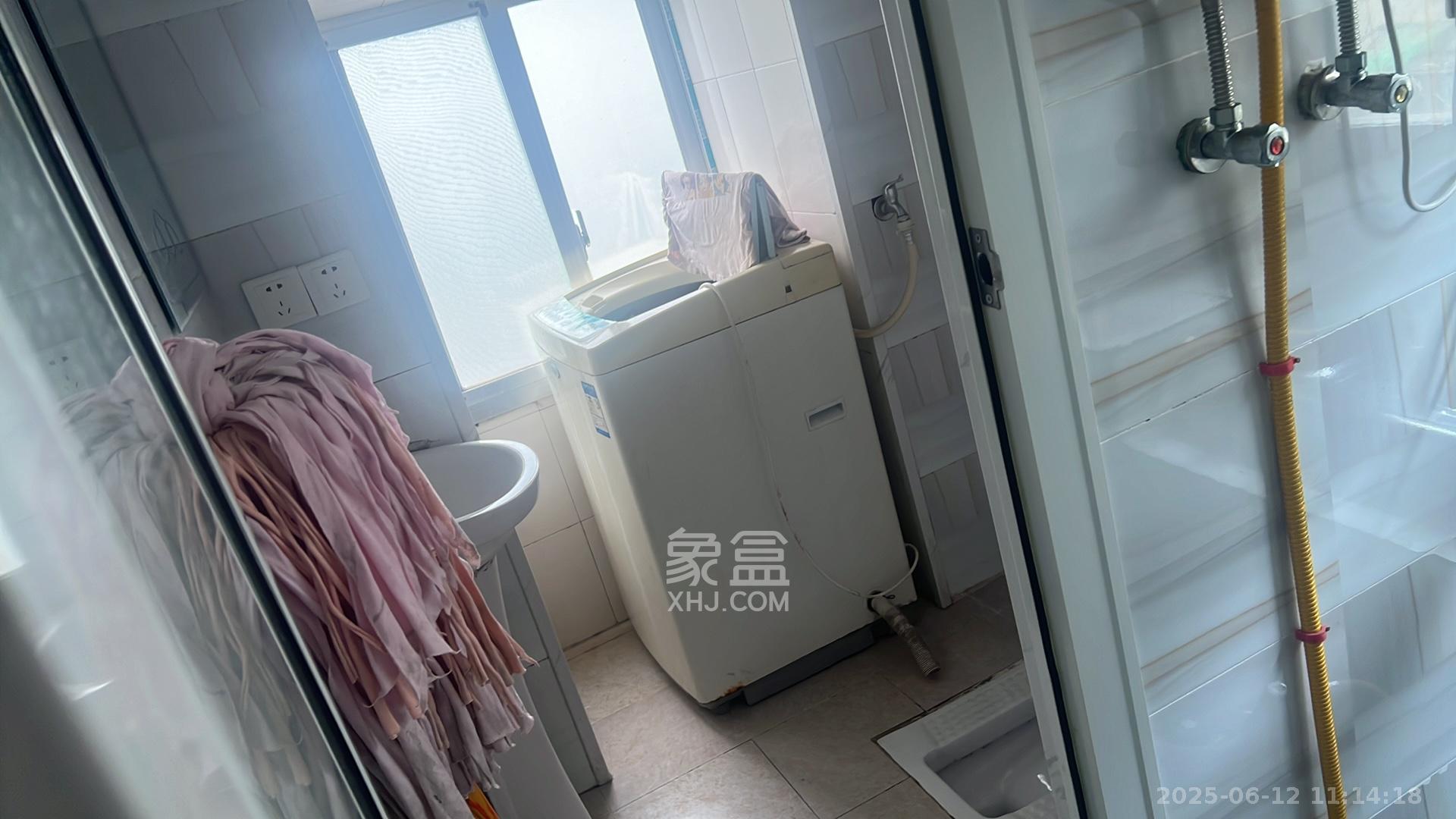 火把山社区  2室1厅1卫   1300.00元/月室内图