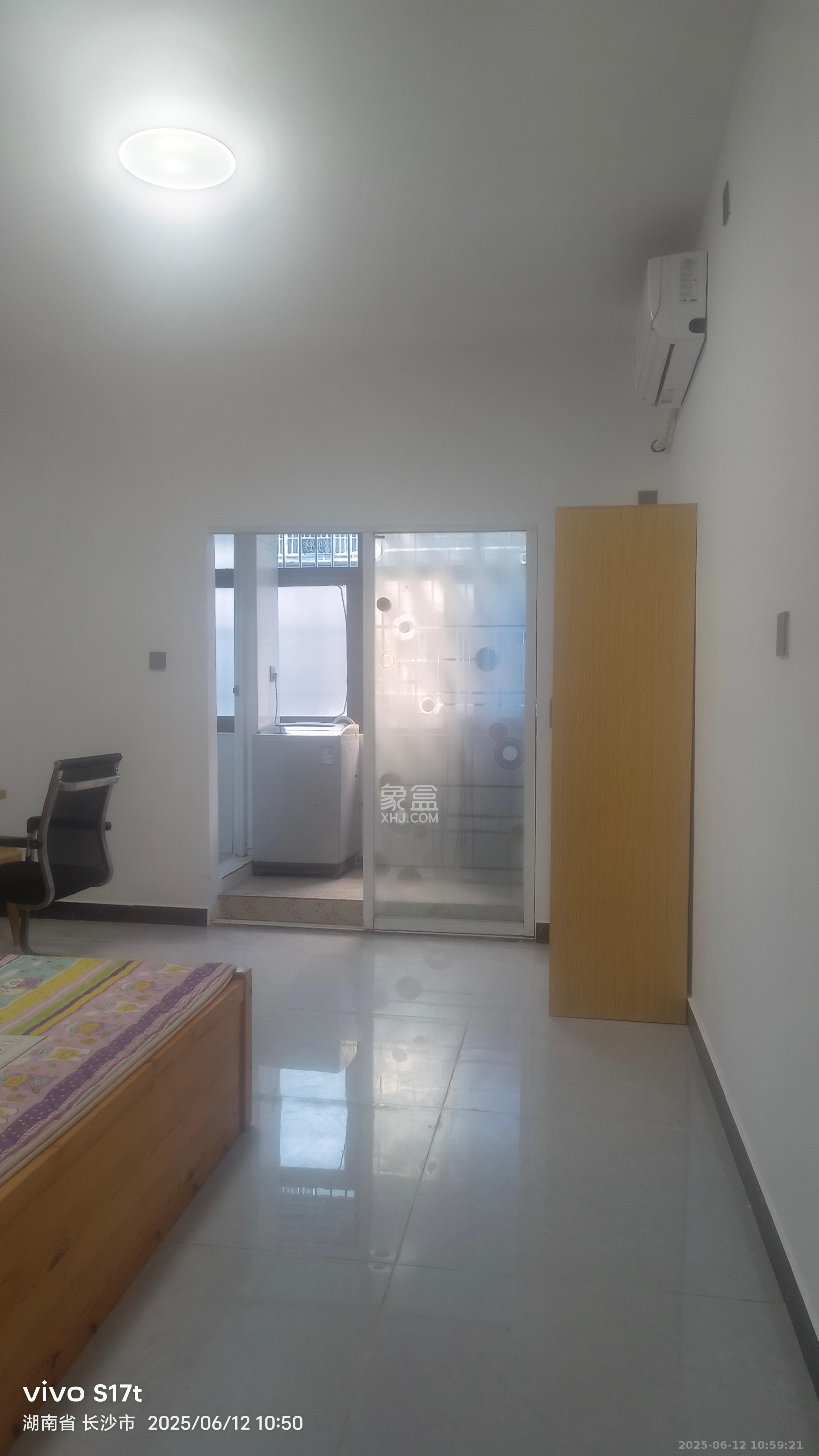 星沙二区  6室4厅4卫    800.0元/月 星沙二区  6室4厅4卫    800.0元/月室内图