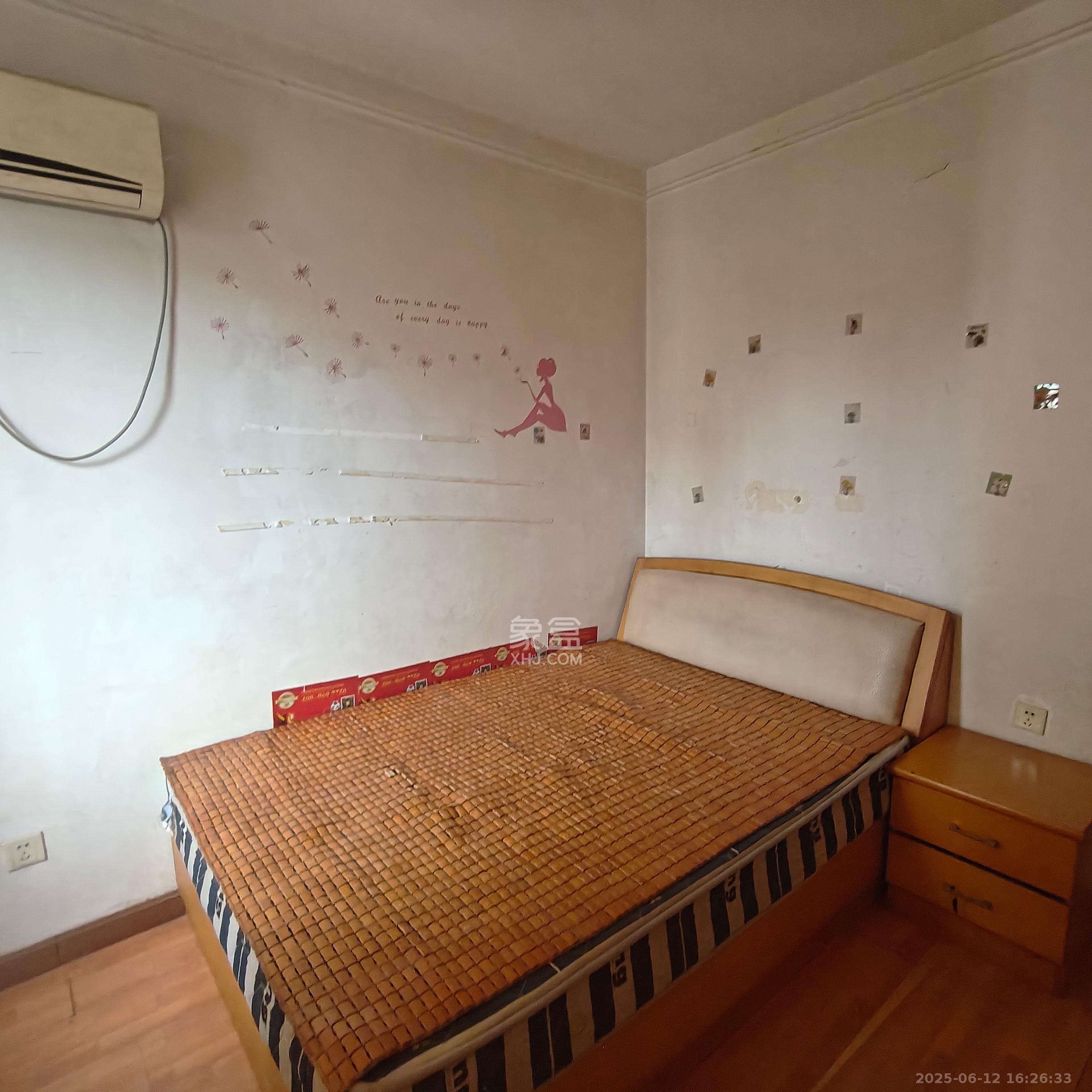 安泰新村 3室1厅2卫 1600.0元/月 安泰新村 3室1厅2卫 1600.0元/月室内图