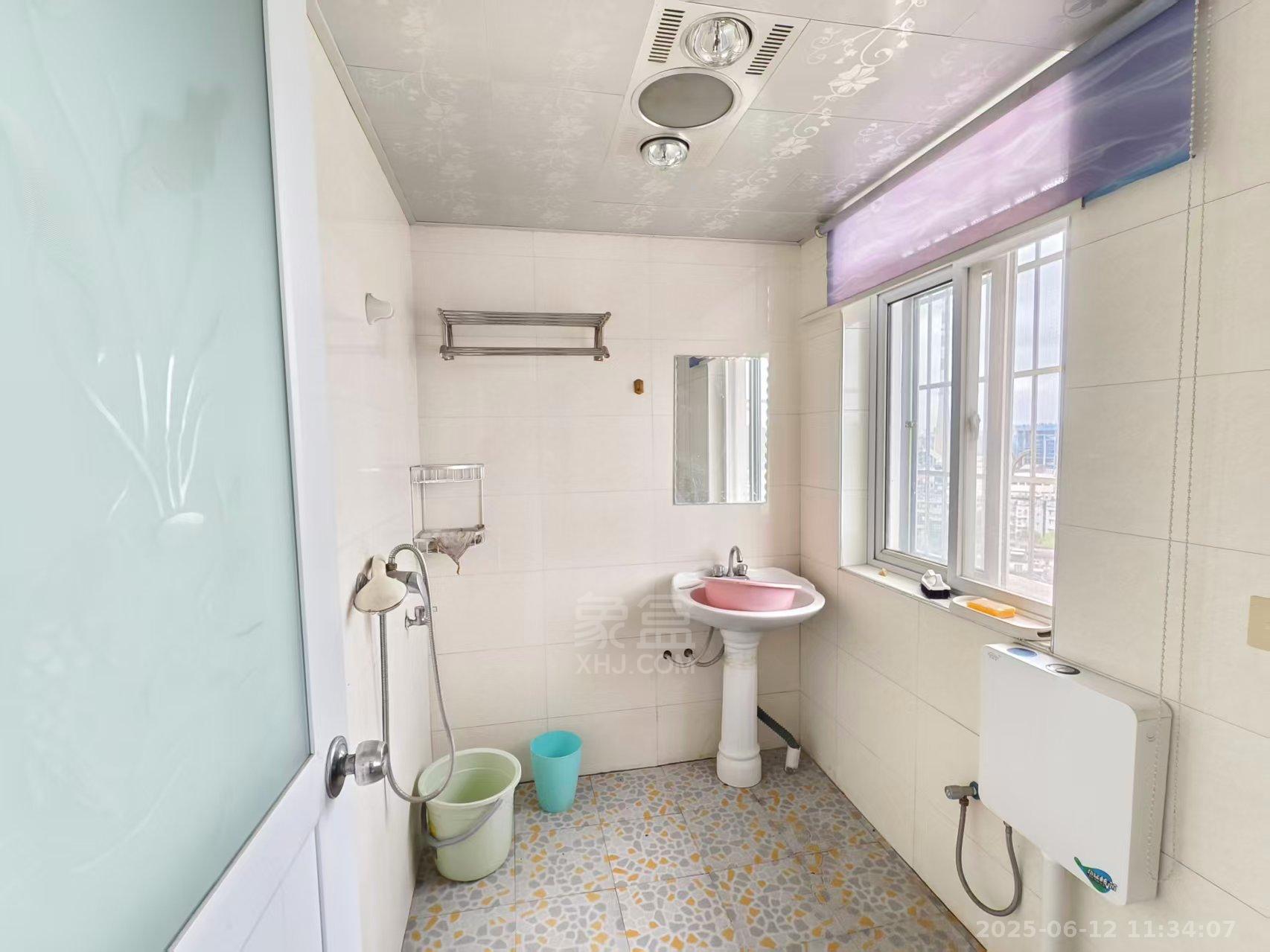 湘水1号  2室2厅1卫    800.0元/月 湘水1号  2室2厅1卫    800.0元/月室内图