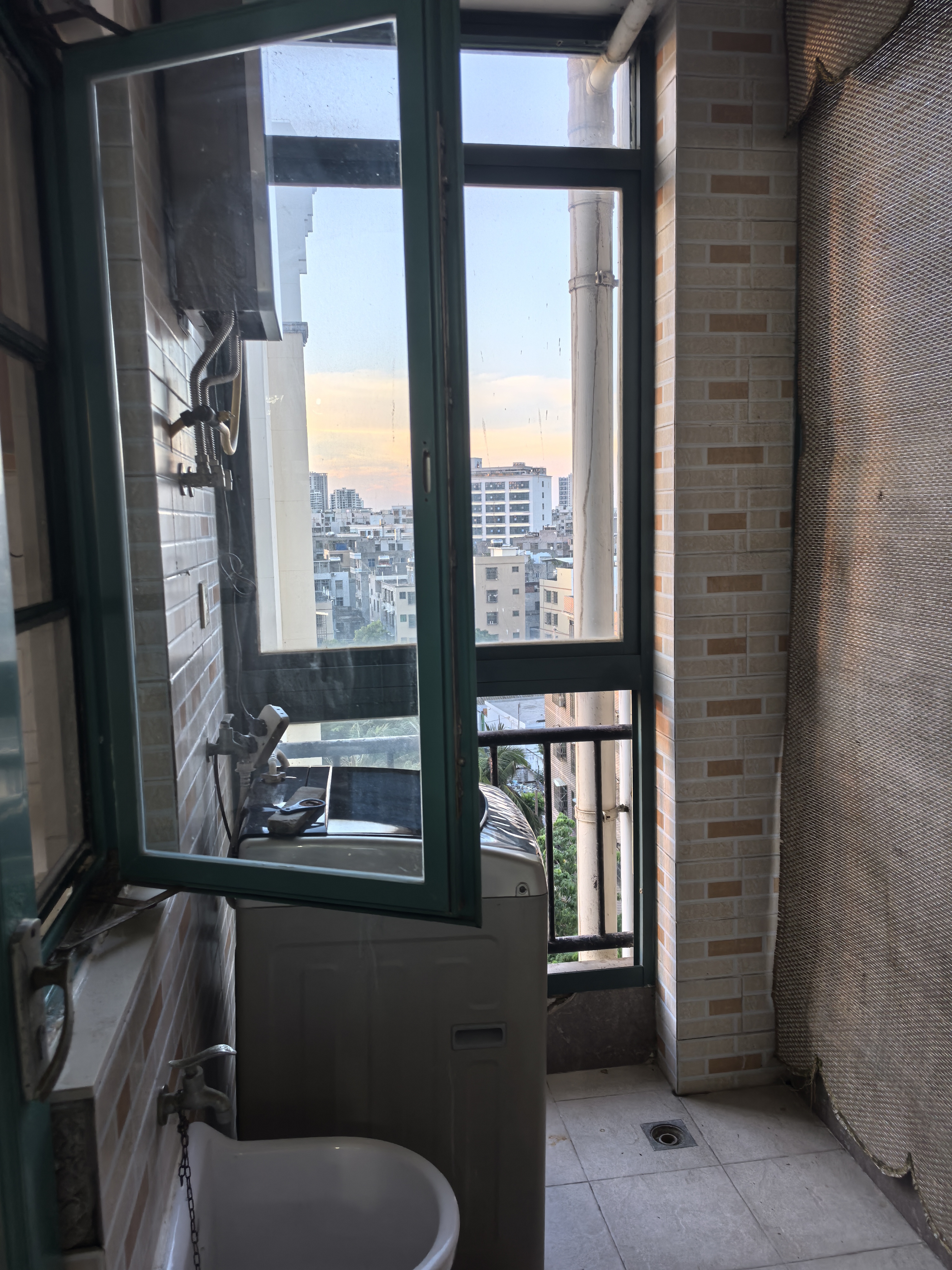 美舍名家 3室2厅2卫 3500.0元/月 美舍名家 3室2厅2卫 3500.0元/月室内图