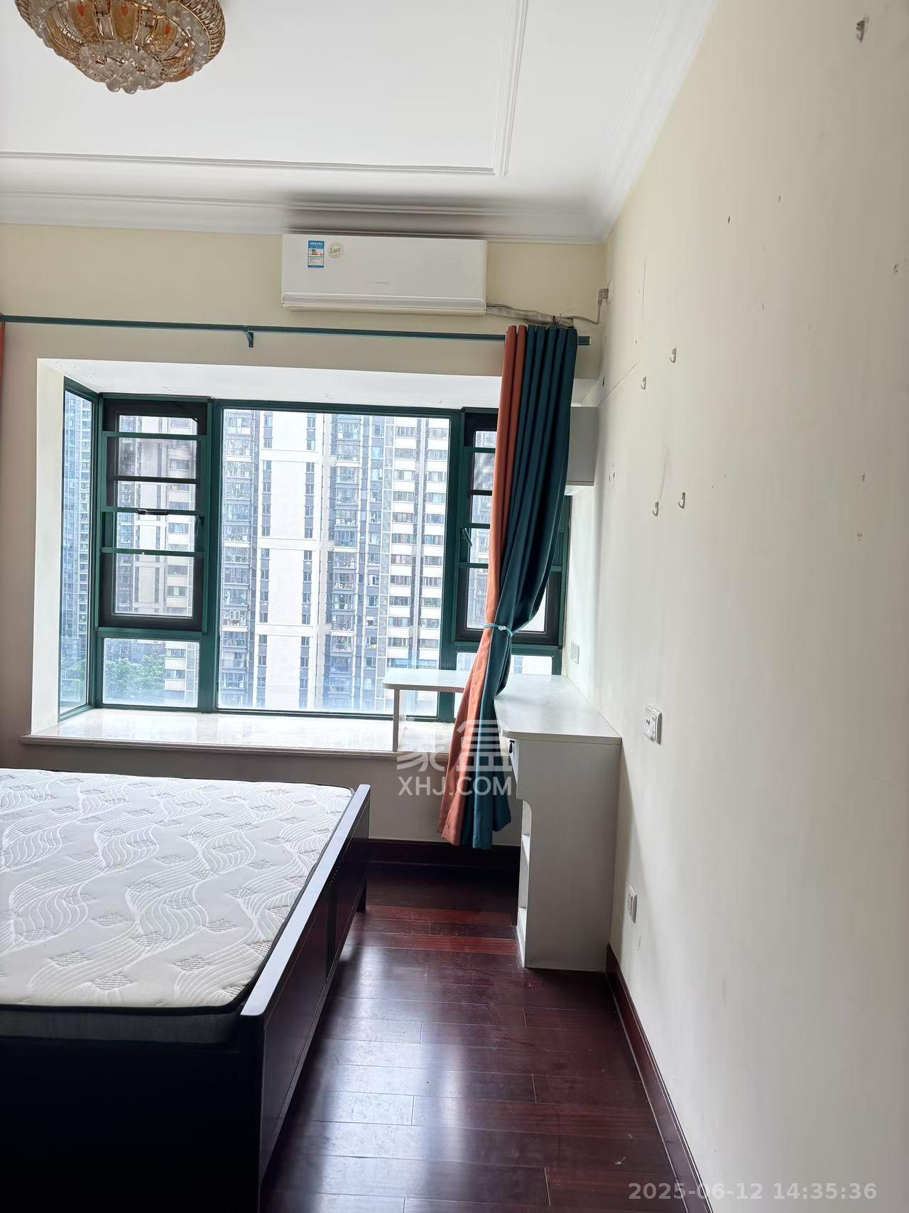 恒大翡翠华庭  2室2厅1卫    1700.0元/月 恒大翡翠华庭  2室2厅1卫    1700.0元/月室内图