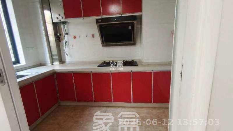 佳美紫郡 4室2厅1卫 2000.0元/月 佳美紫郡 4室2厅1卫 2000.0元/月室内图