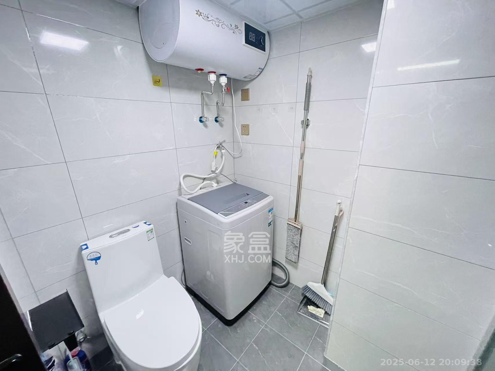 荣盛花语书苑  2室1厅1卫   2400.00元/月室内图