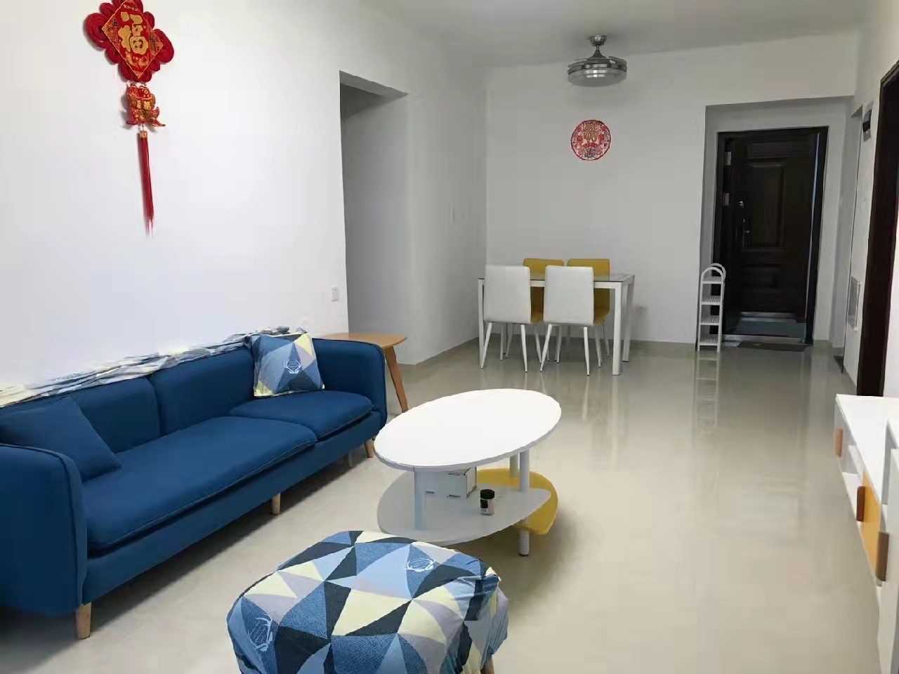 绿地海德公馆  3室2厅1卫   3500.00元/月室内图