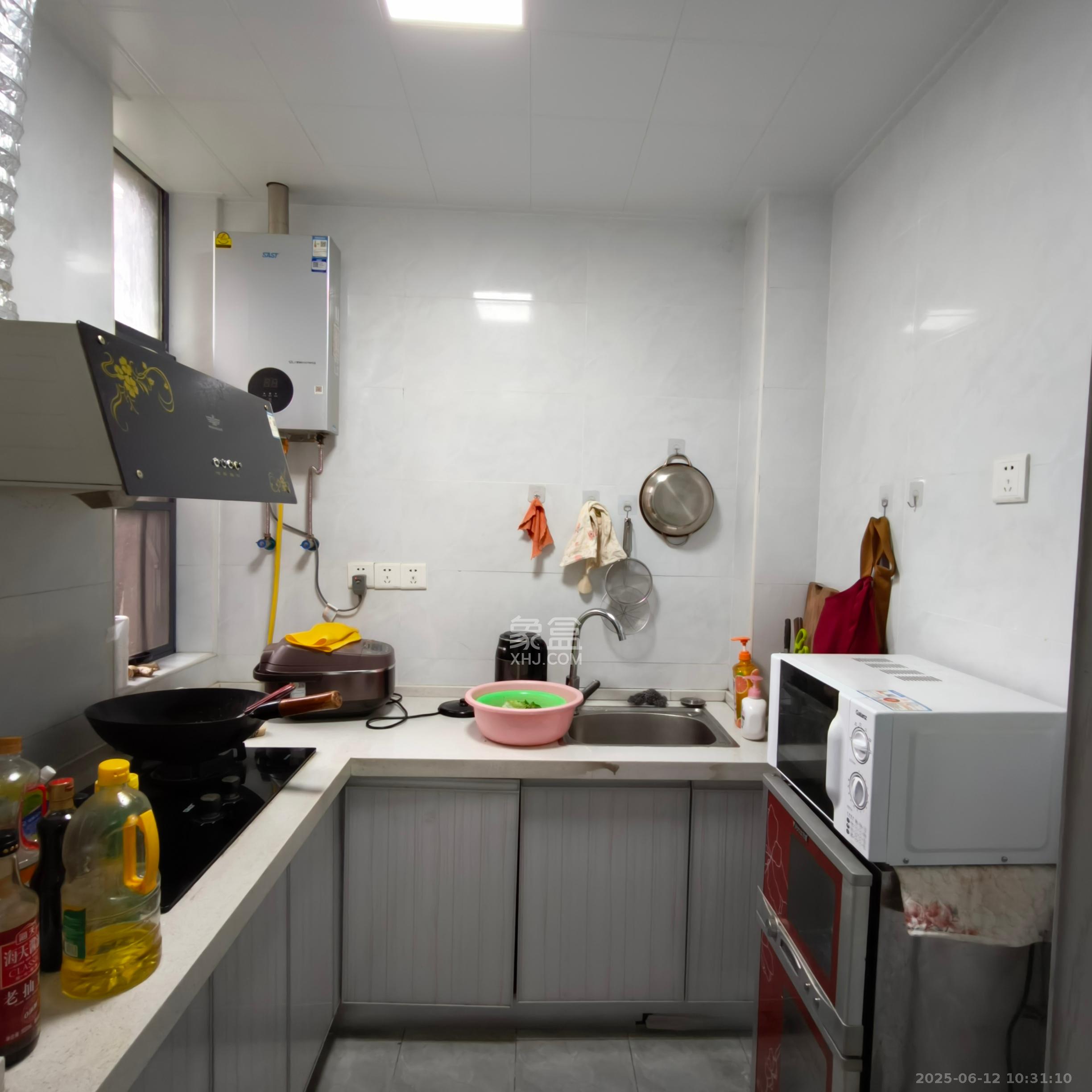 湘江世纪城融江苑  3室2厅1卫    2000.0元/月室内图