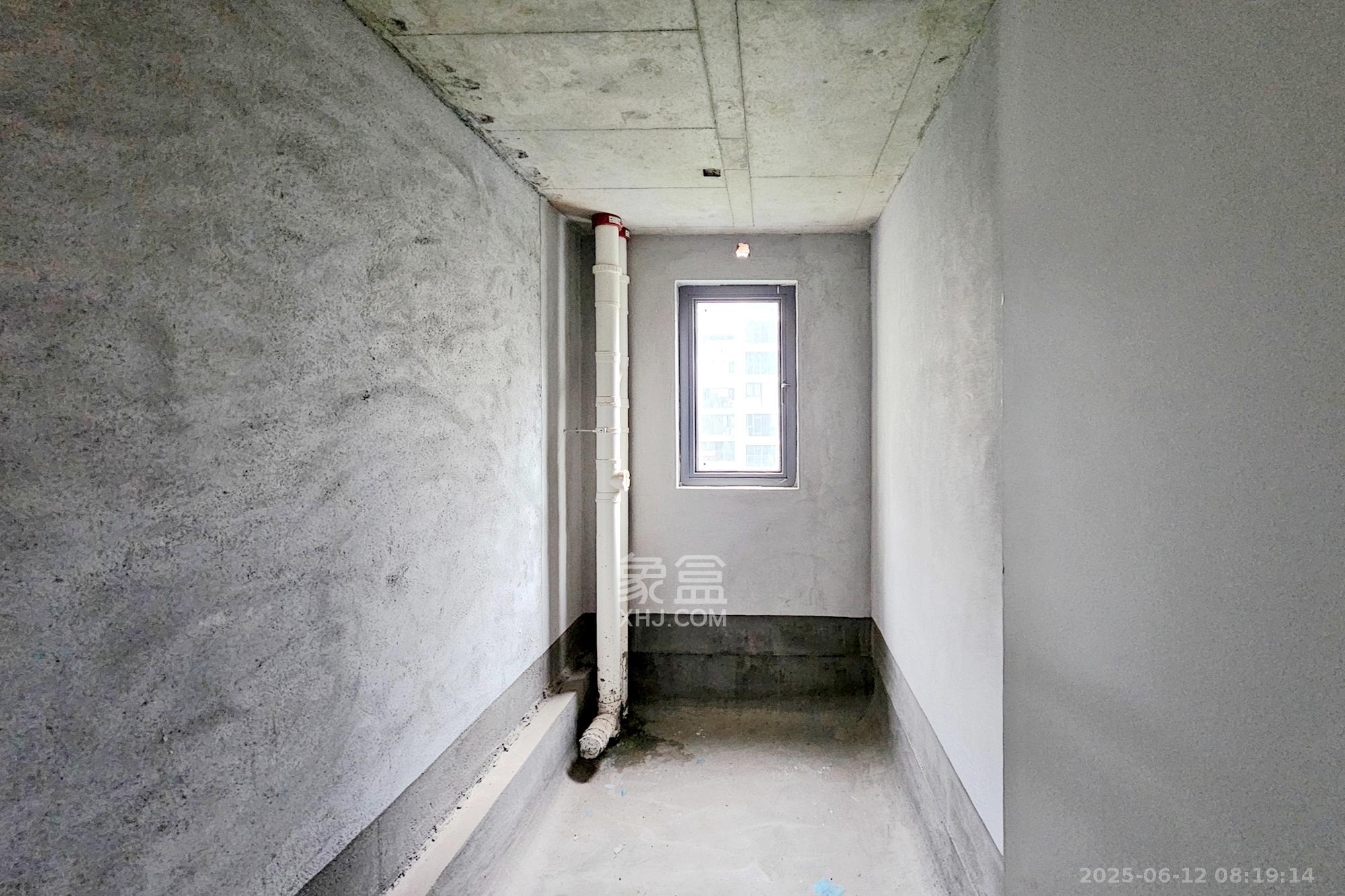 润和星河玥 4室2厅2卫 1400.0元/月 润和星河玥 4室2厅2卫 1400.0元/月室内图